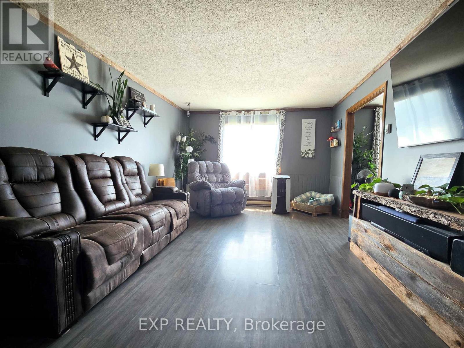 Photo 9 of 14 Admiral Drive, Sault Ste Marie, Ward 5 — HOMEH