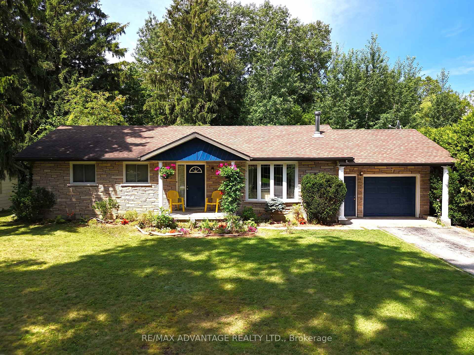 Photo 1 of 7 Stark Street, Bluewater, Bayfield — HOMEH