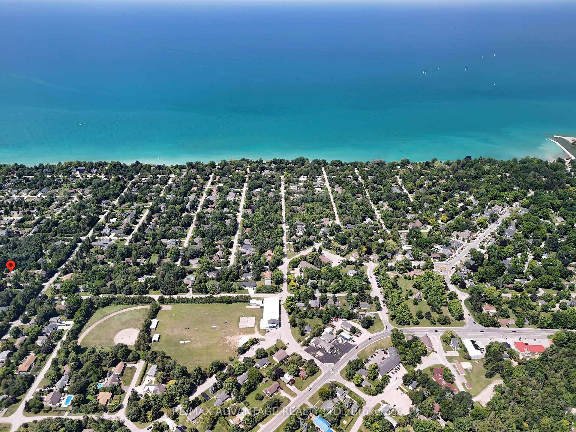 Photo 34 of 7 Stark Street, Bluewater, Bayfield — HOMEH
