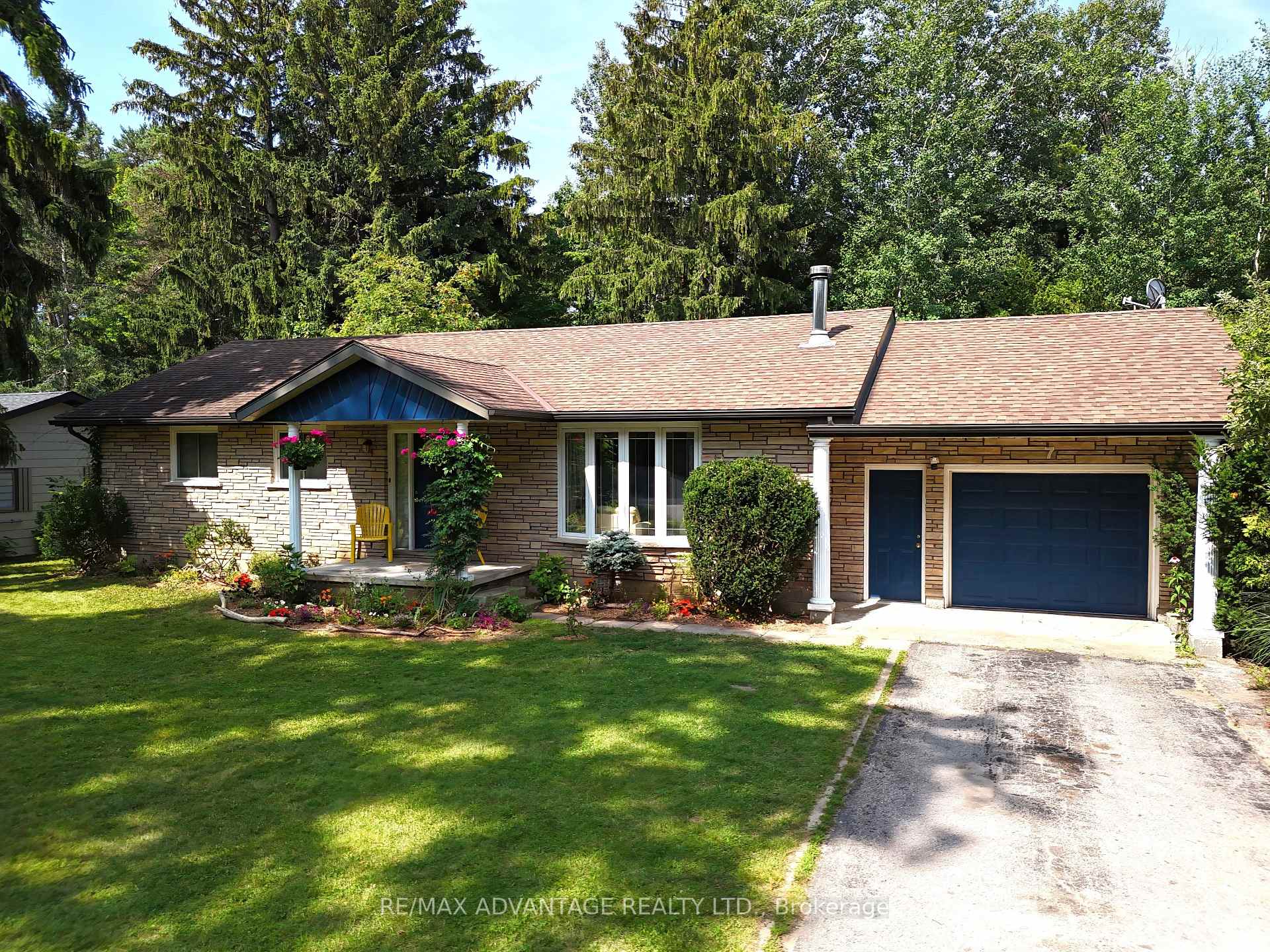 Photo 35 of 7 Stark Street, Bluewater, Bayfield — HOMEH
