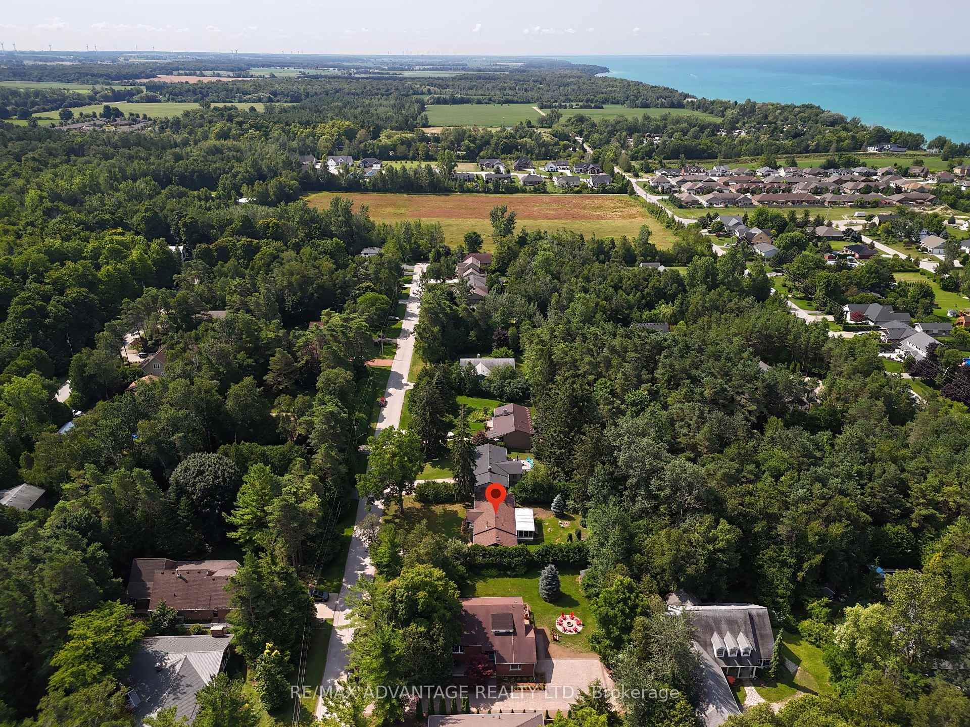 Photo 37 of 7 Stark Street, Bluewater, Bayfield — HOMEH