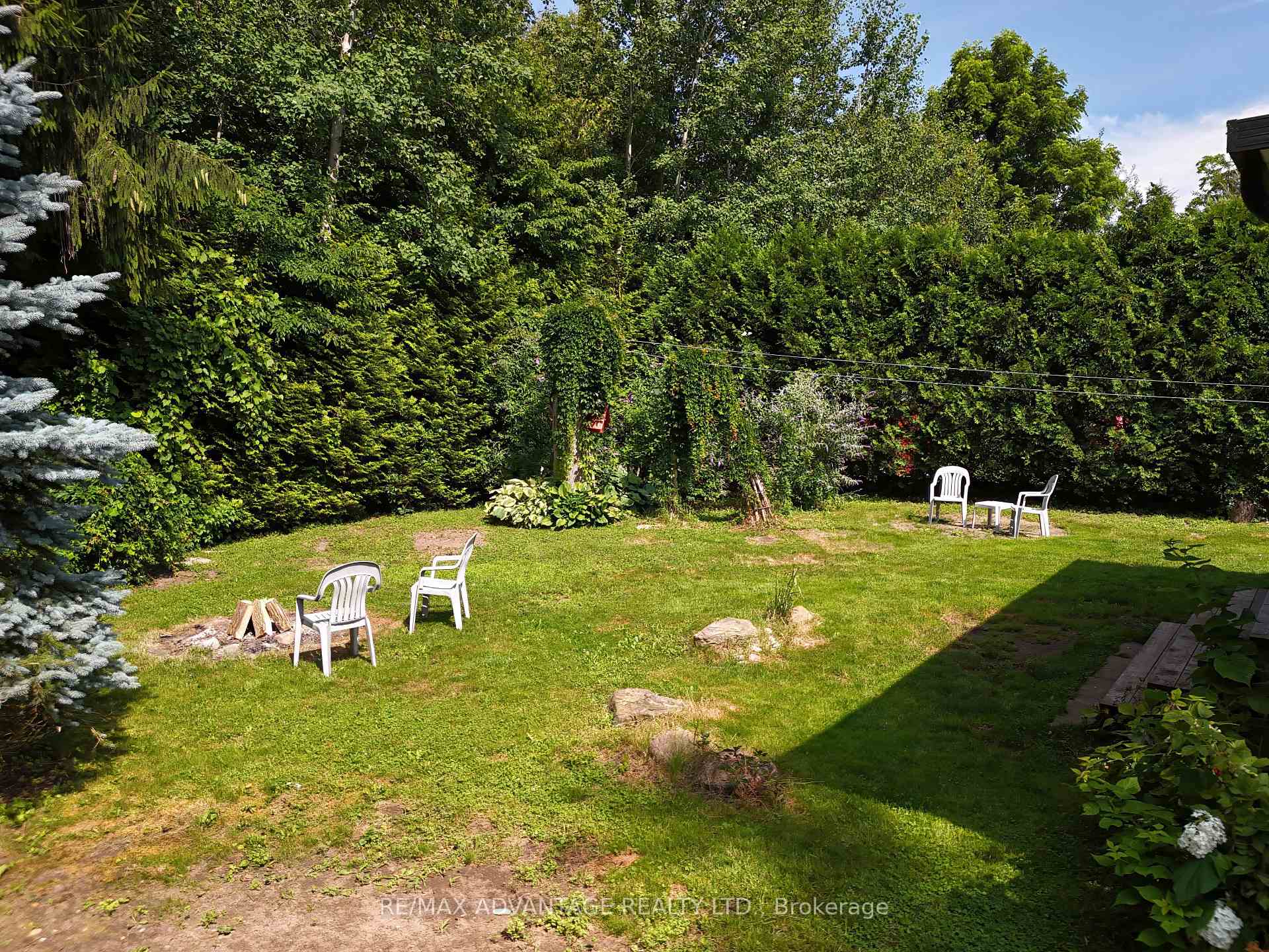 Photo 40 of 7 Stark Street, Bluewater, Bayfield — HOMEH