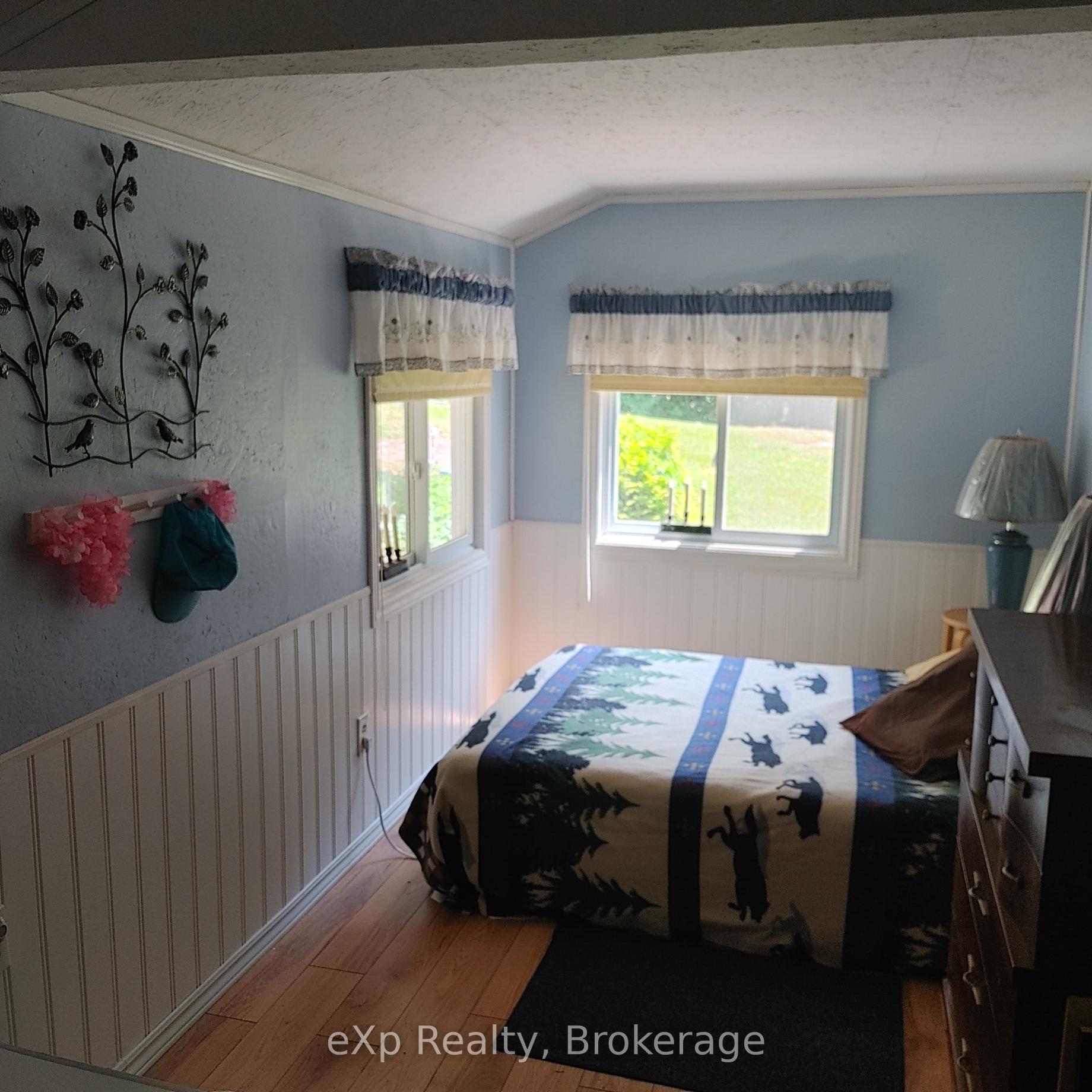 Photo 11 of 32 McKellar Lake Road, McKellar — HOMEH