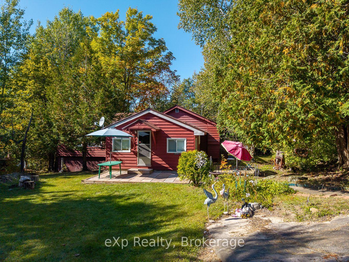 Photo 13 of 32 McKellar Lake Road, McKellar — HOMEH
