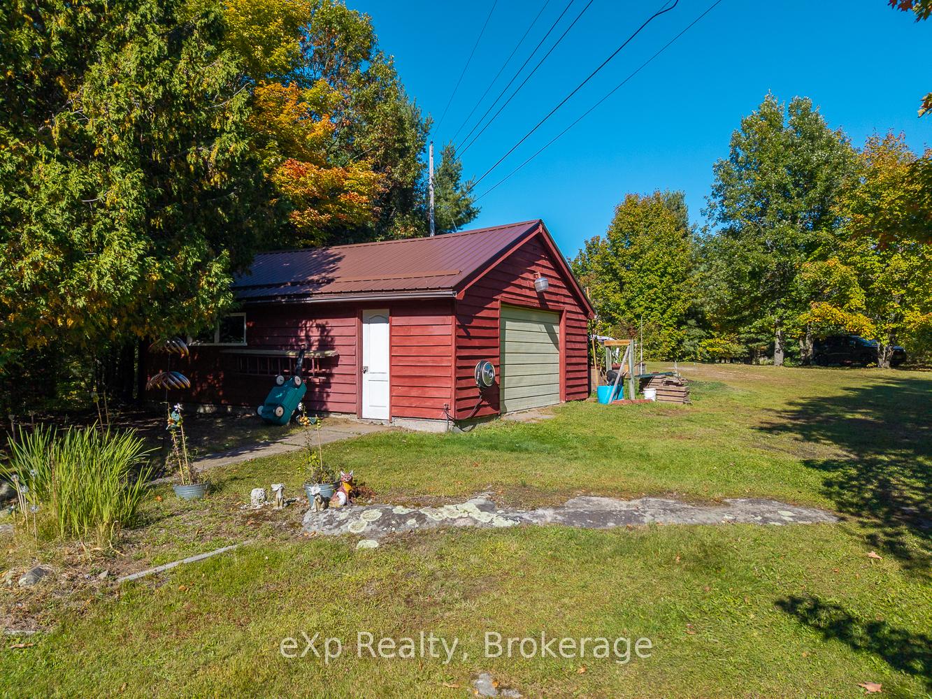 Photo 20 of 32 McKellar Lake Road, McKellar — HOMEH
