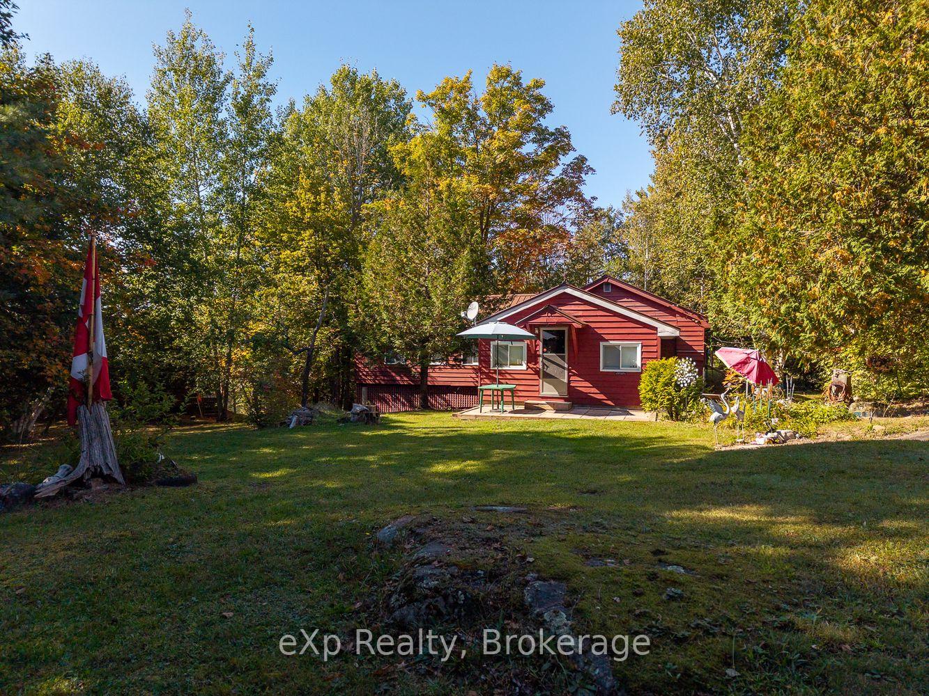 Photo 23 of 32 McKellar Lake Road, McKellar — HOMEH