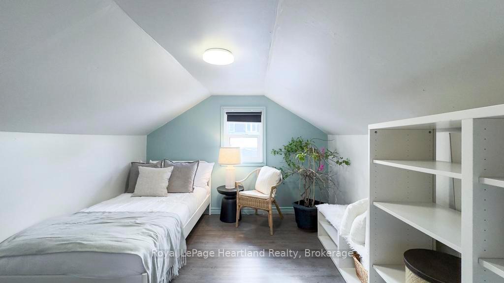 Photo 29 of 305 Mary Street, Goderich, Goderich (Town) — HOMEH
