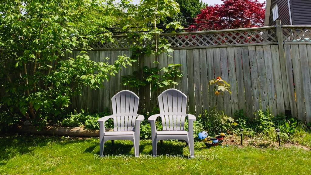 Photo 41 of 305 Mary Street, Goderich, Goderich (Town) — HOMEH