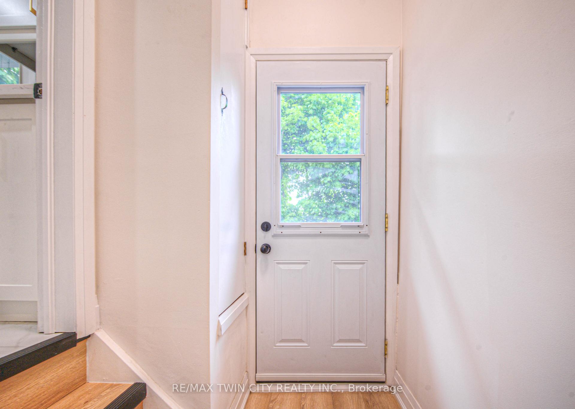 Photo 19 of 76 Ravine Drive, Cambridge — HOMEH