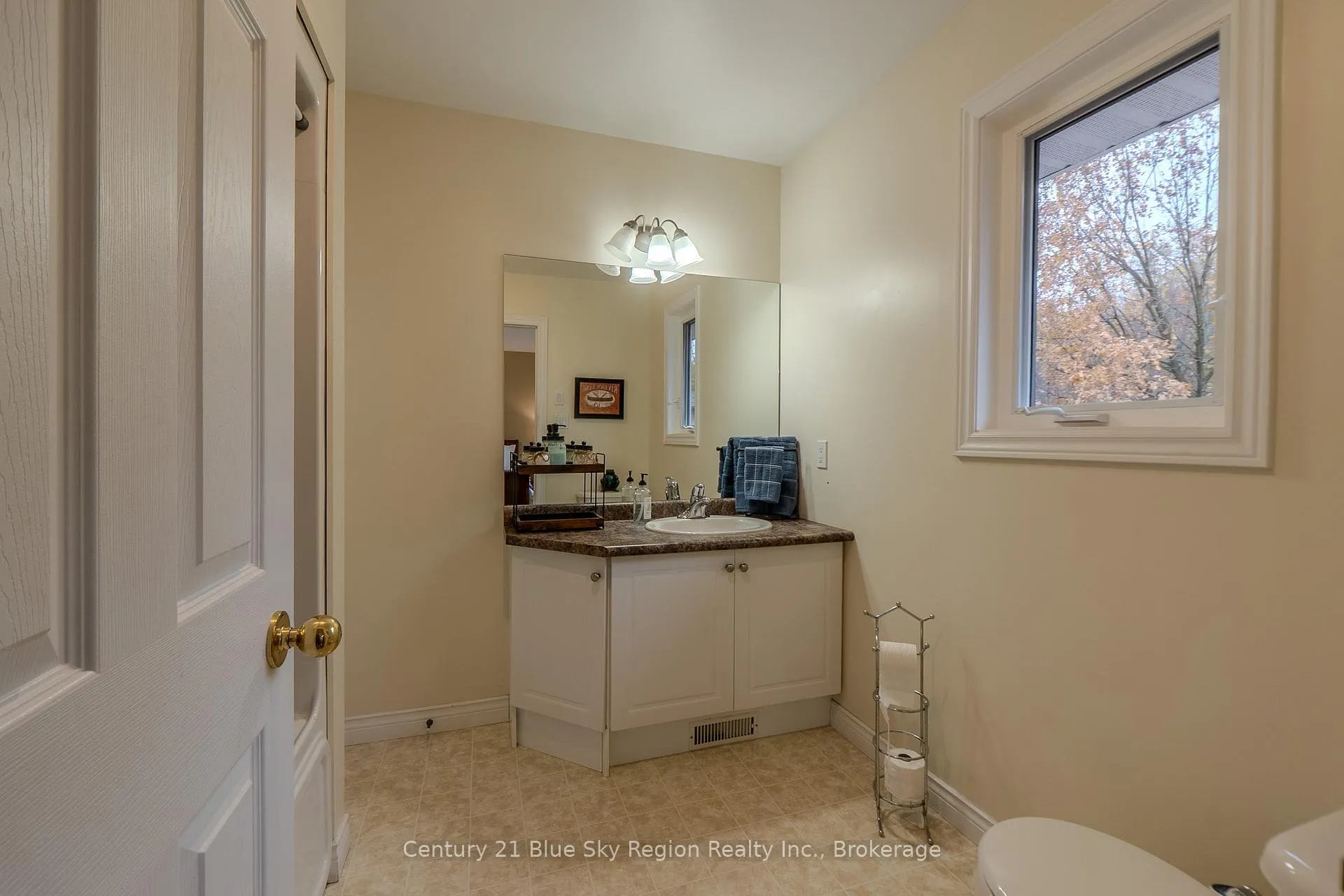 Photo 16 of 111 Kilby Lane, Callander — HOMEH