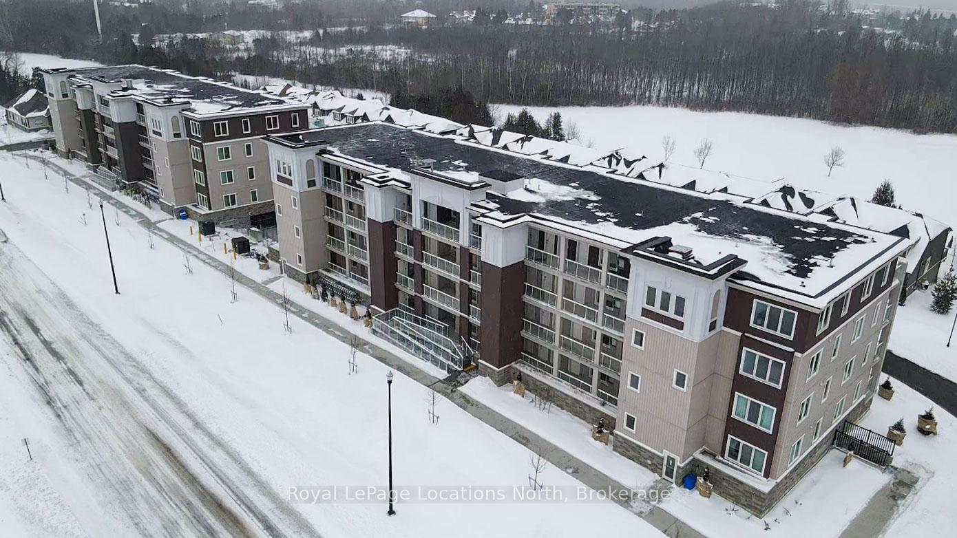 Front of Unit 418, 5 Spooner Crescent