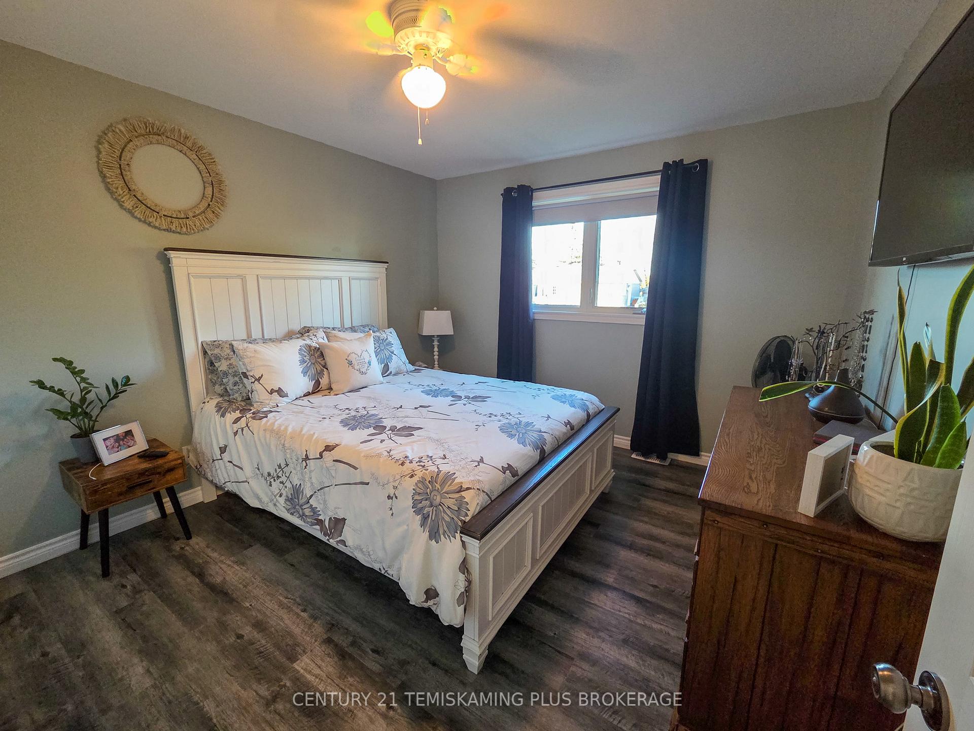 Photo 10 of 29 Eleventh Street, Armstrong, Earlton — HOMEH