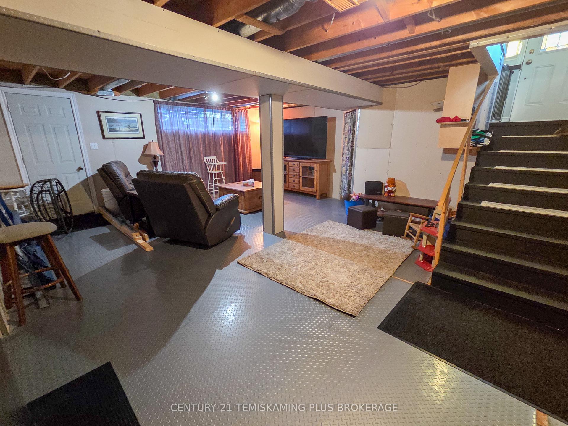 Photo 20 of 29 Eleventh Street, Armstrong, Earlton — HOMEH