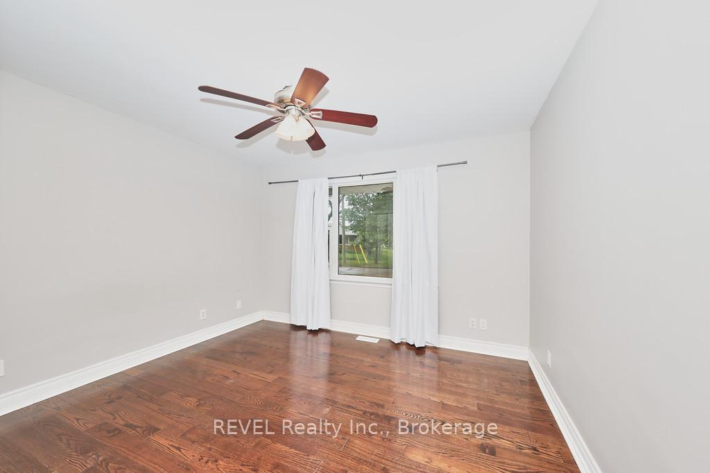 Photo 20 of 42 Chalmers Street, St. Catharines, Facer — HOMEH