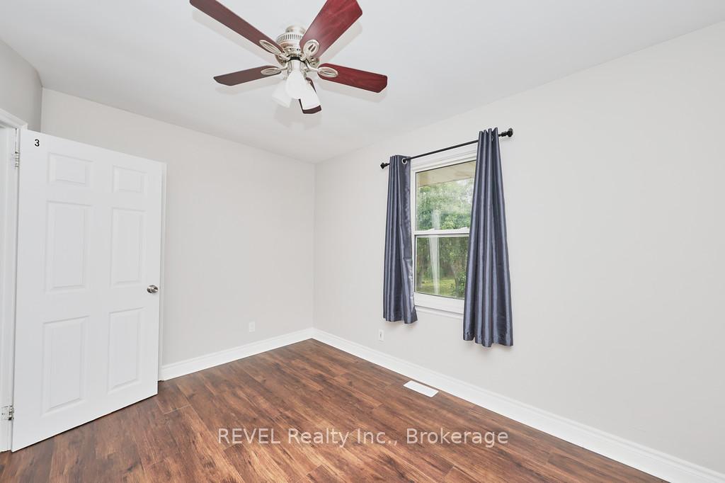 Photo 21 of 42 Chalmers Street, St. Catharines, Facer — HOMEH