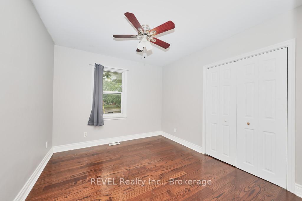Photo 8 of 42 Chalmers Street, St. Catharines, Facer — HOMEH