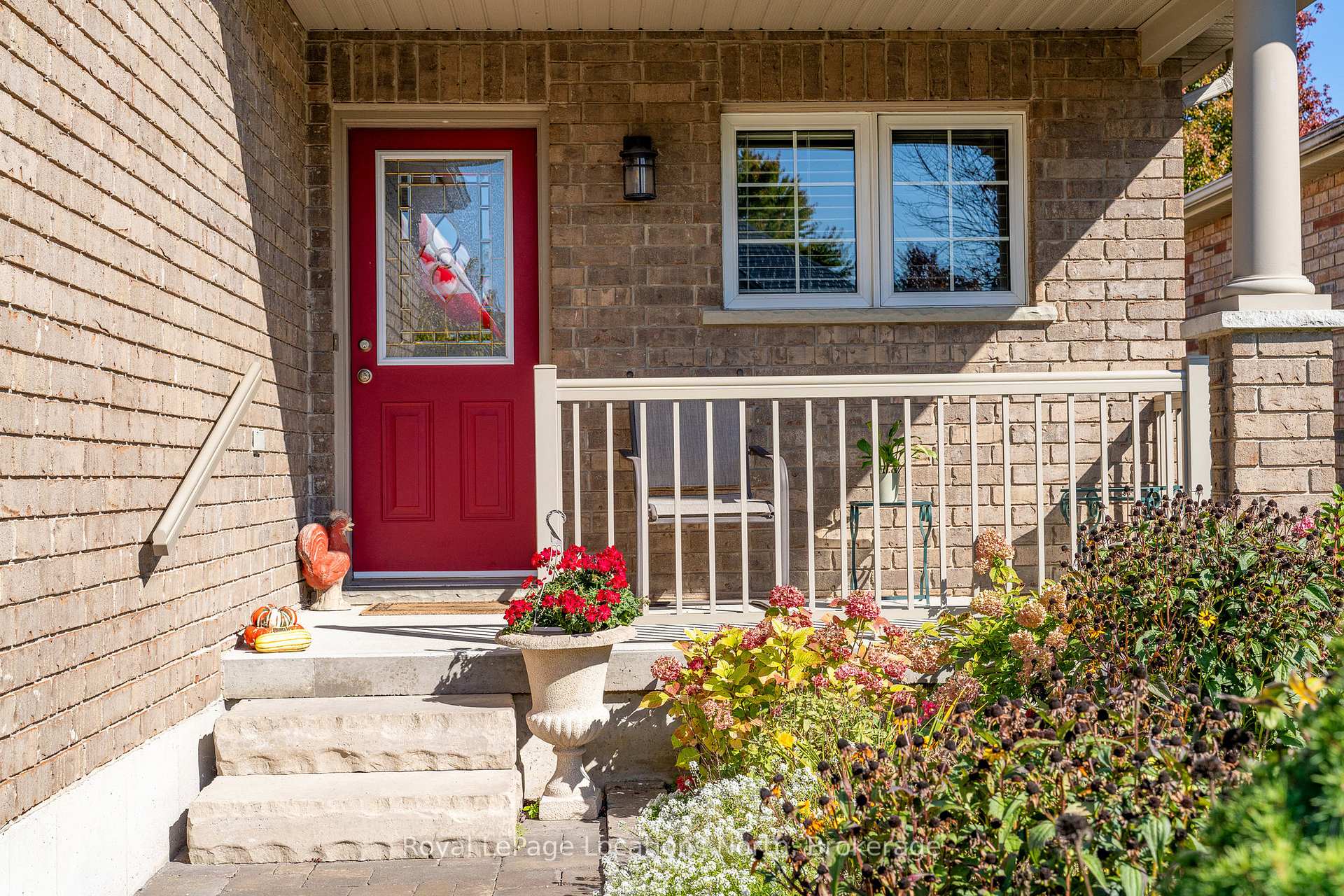 Photo 3 of 29 Alyssa Drive, Collingwood — HOMEH