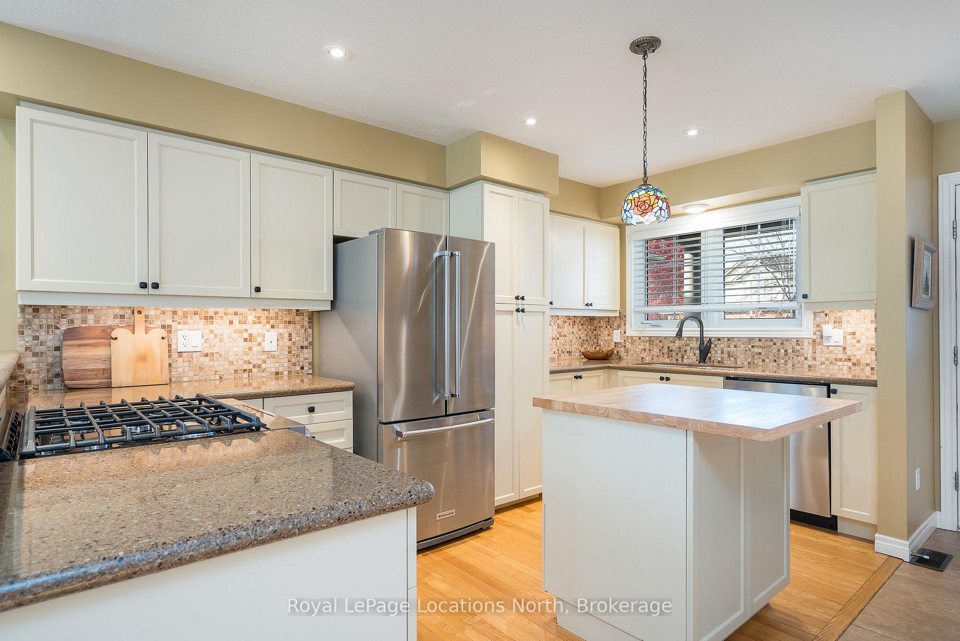 Photo 22 of 29 Alyssa Drive, Collingwood — HOMEH