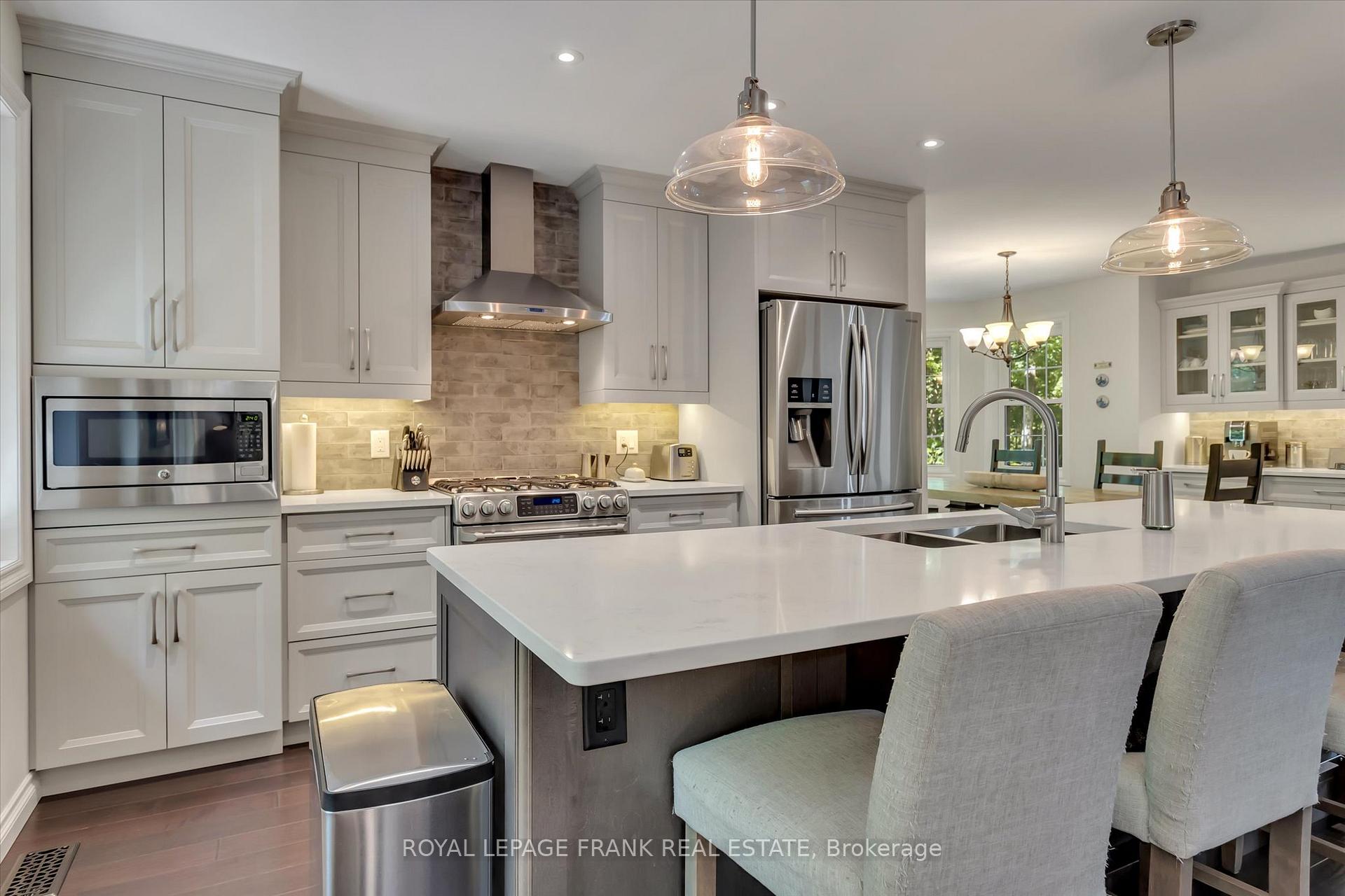 Photo 11 of 24 Deer Avenue, Cavan Monaghan, Cavan Twp — HOMEH