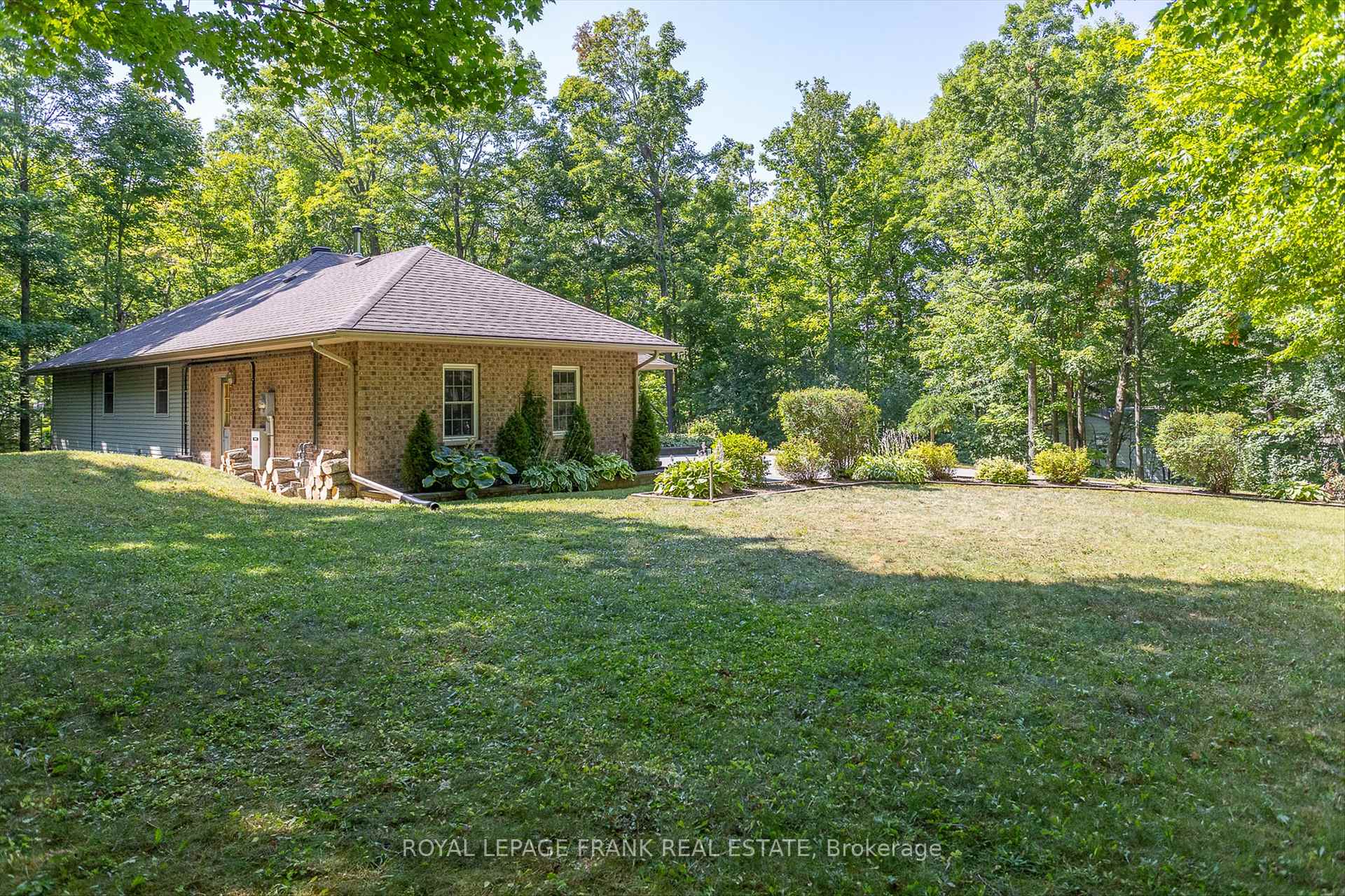Photo 37 of 24 Deer Avenue, Cavan Monaghan, Cavan Twp — HOMEH