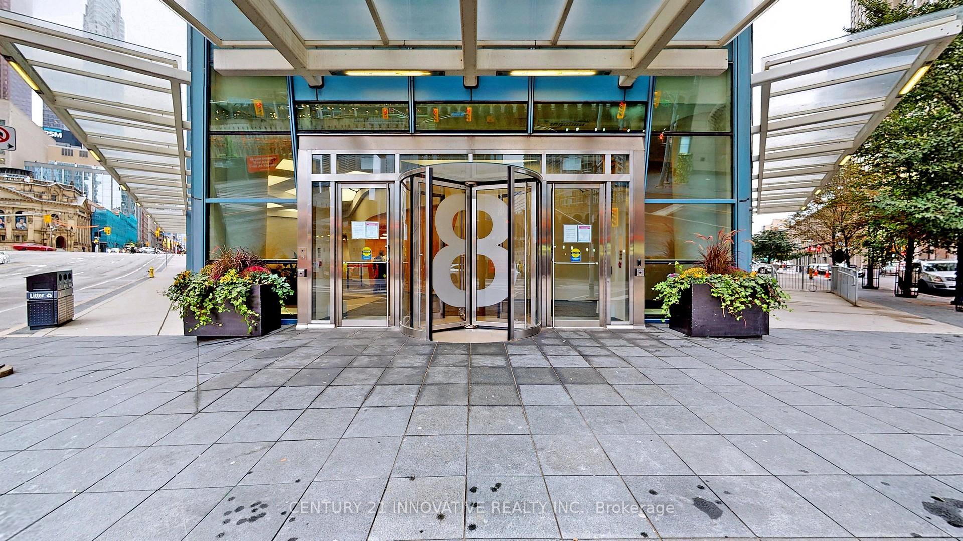Front of Unit 5105, 8 The Esplanade Avenue