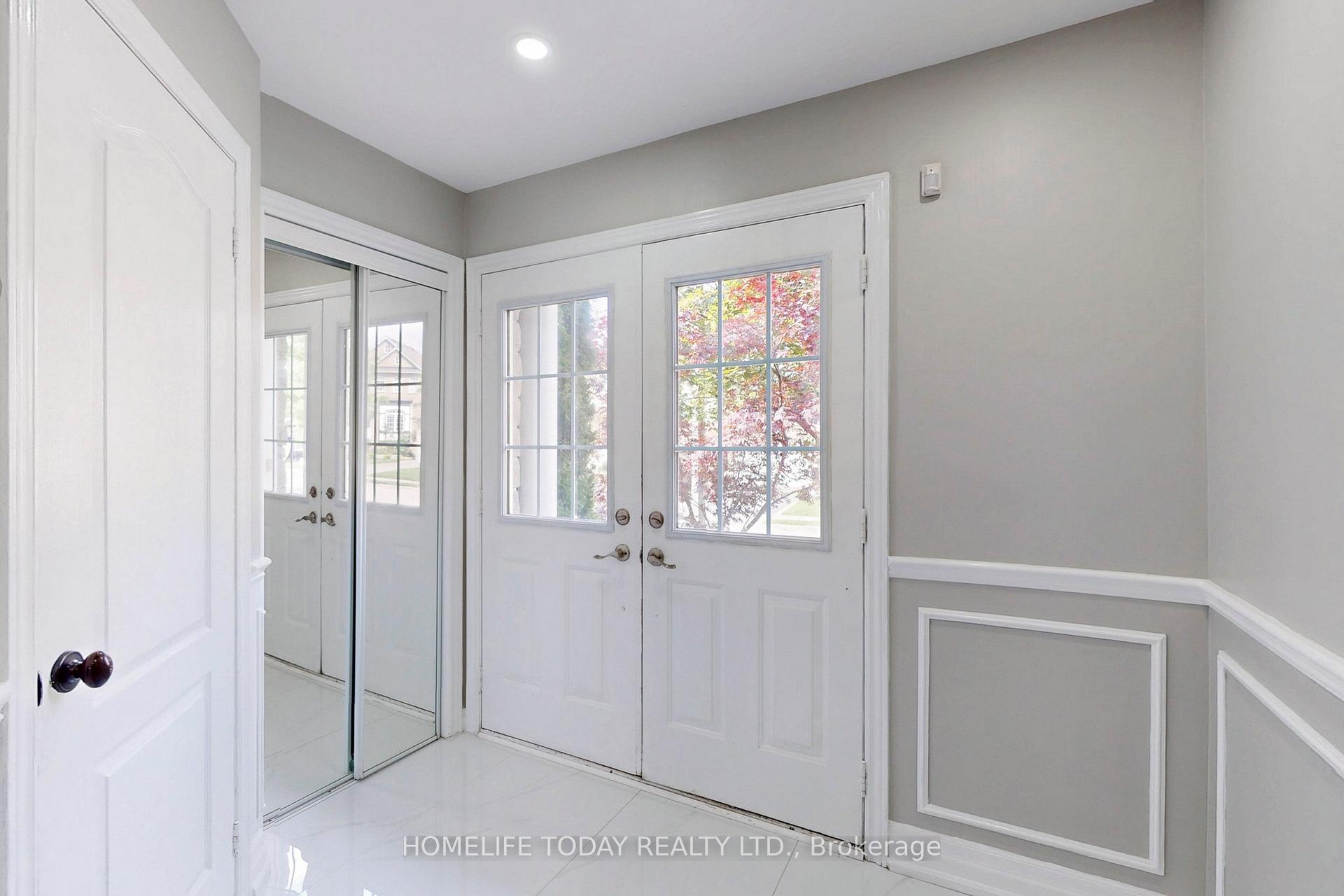 Photo 23 of 7 Colbeck Crescent, Brampton, Fletcher's Meadow — HOMEH