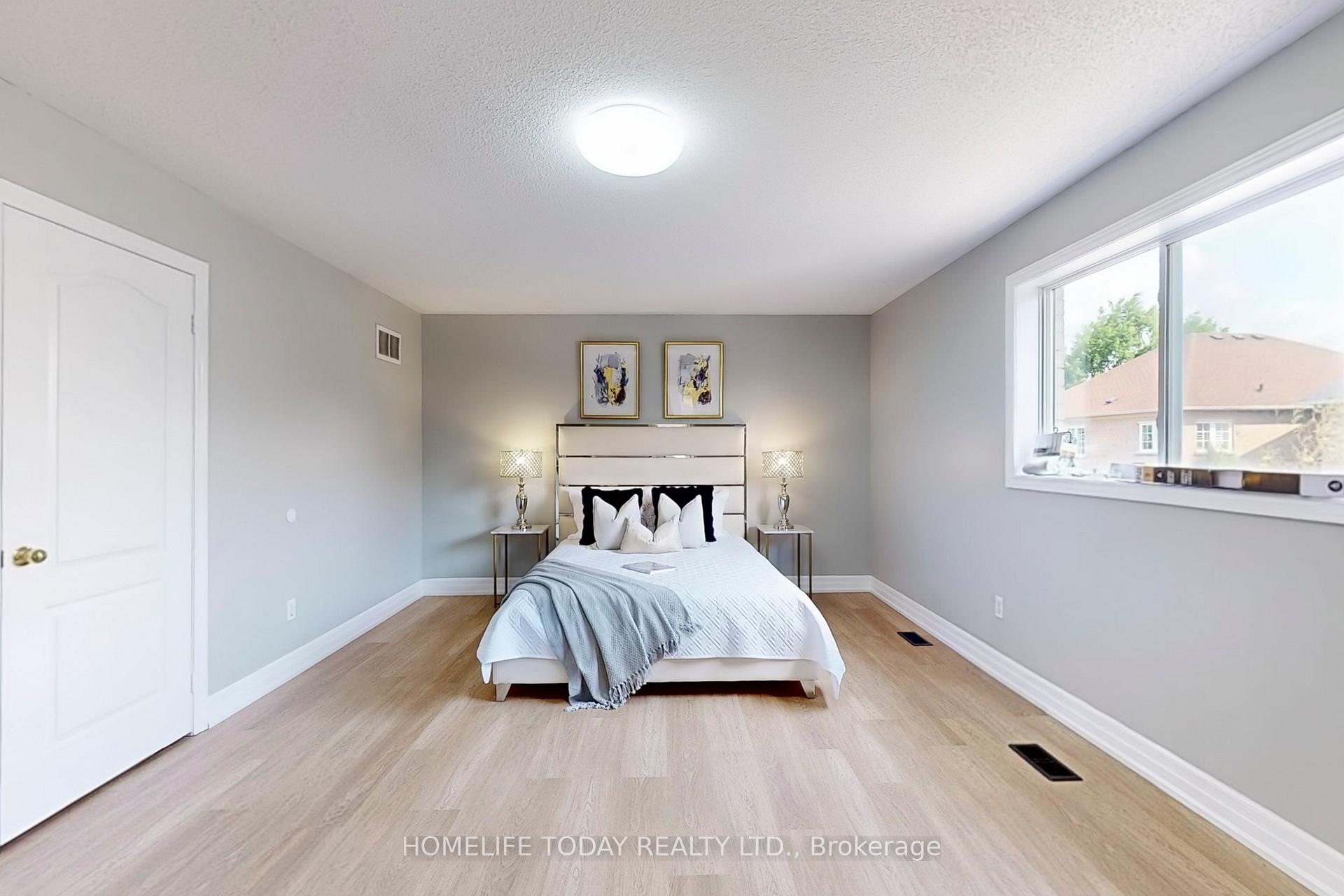 Photo 28 of 7 Colbeck Crescent, Brampton, Fletcher's Meadow — HOMEH