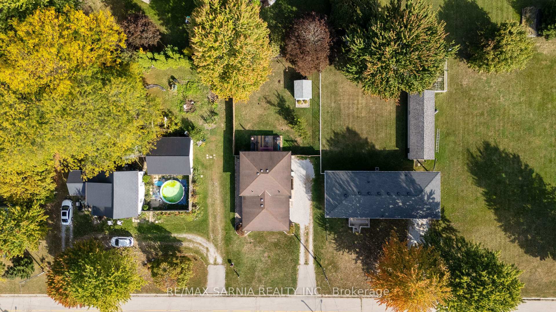Photo 41 of 4552 Shamrock Street, Enniskillen, Oil Springs — HOMEH
