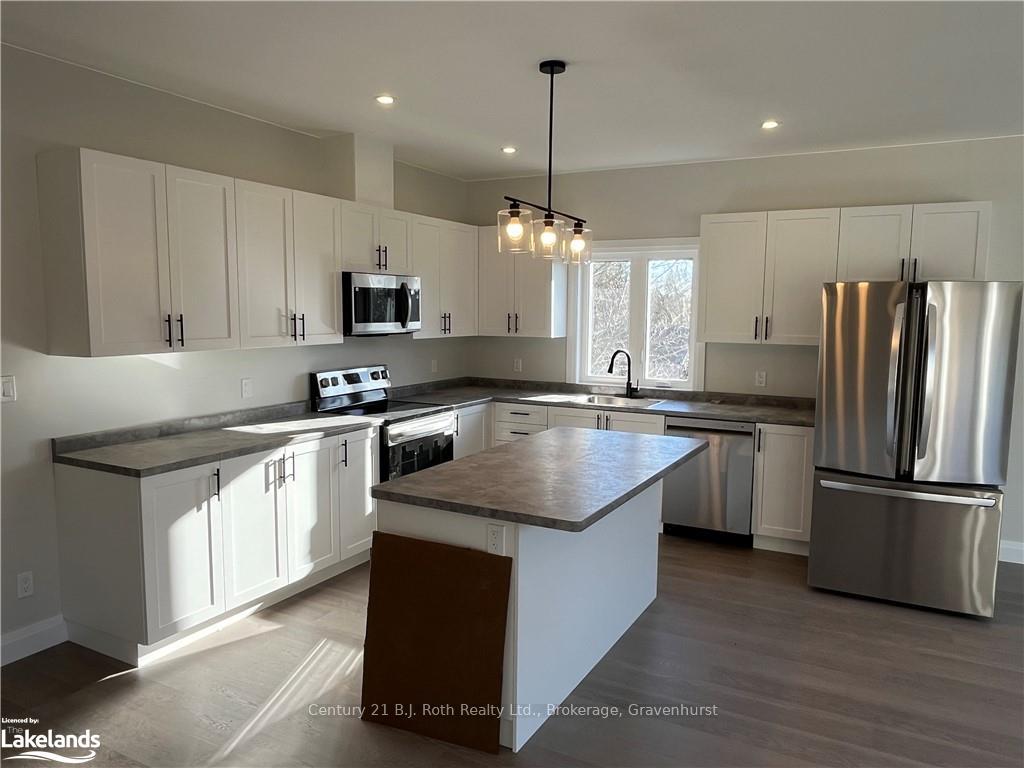 Photo 3 of Unit Unit B, 615 Wagner Street, Gravenhurst, Muskoka (S) — HOMEH