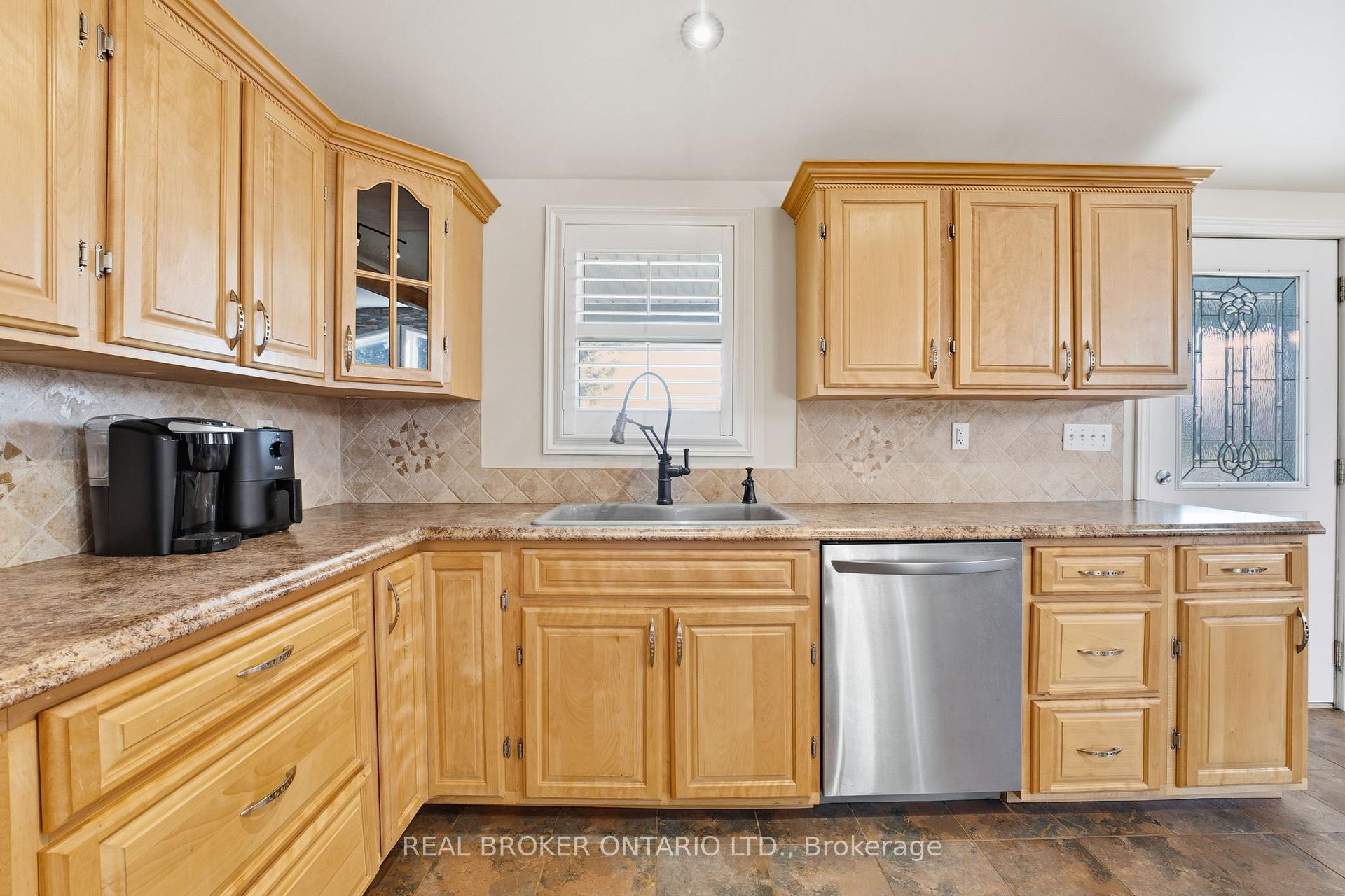 Photo 10 of 11683 Springfield Road, Malahide, Springfield — HOMEH