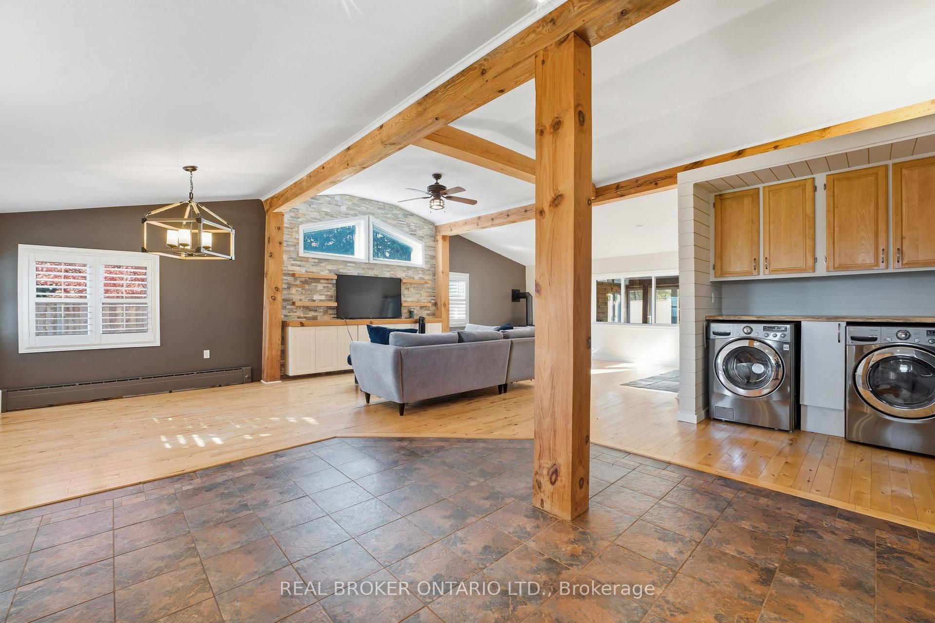 Photo 11 of 11683 Springfield Road, Malahide, Springfield — HOMEH