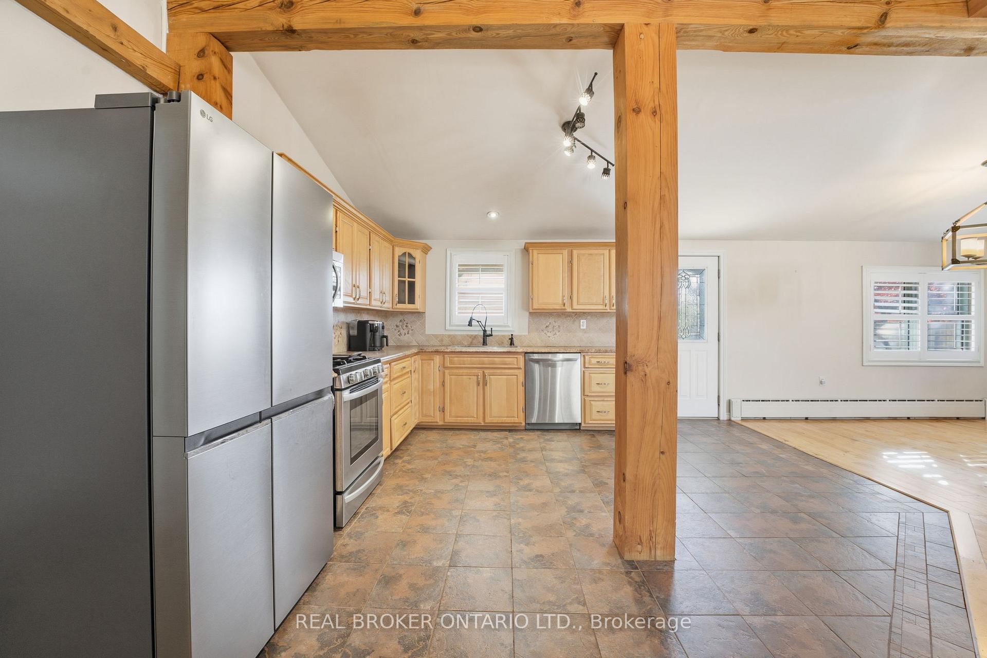 Photo 12 of 11683 Springfield Road, Malahide, Springfield — HOMEH