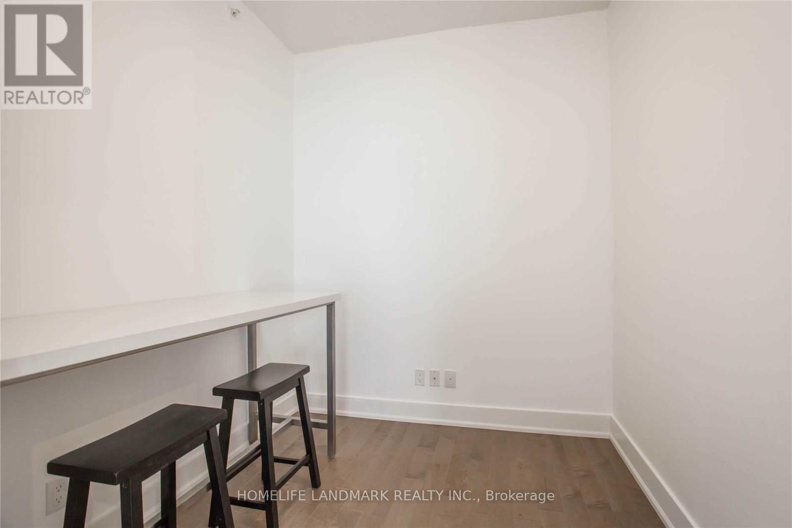 Photo 2 of Unit 715, 180 enterprise Boulevard, Markham, Unionville — HOMEH