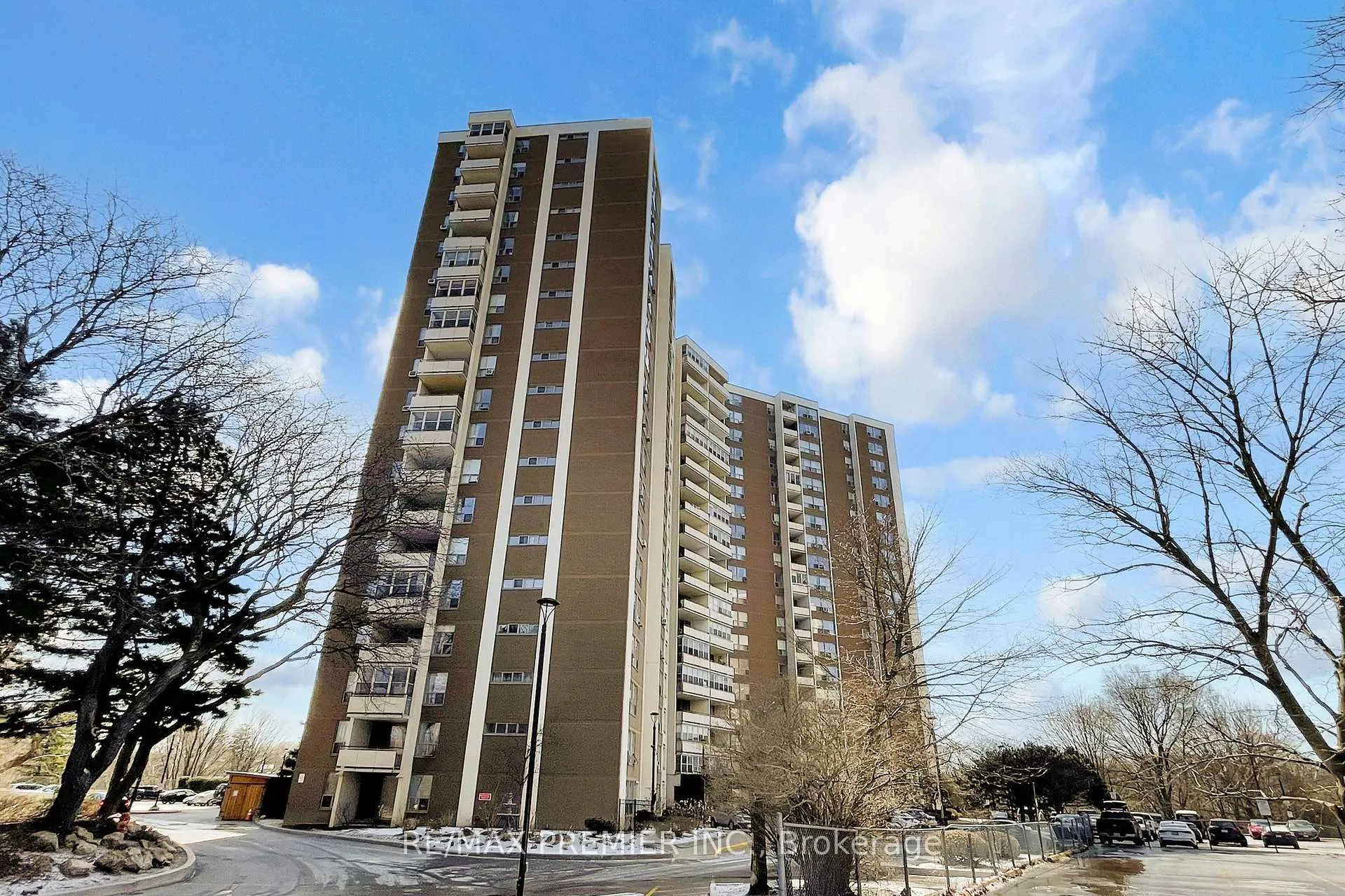 Photo 1 of Unit 1206, 60 Pavane Linkway, Toronto, Flemingdon Park — HOMEH