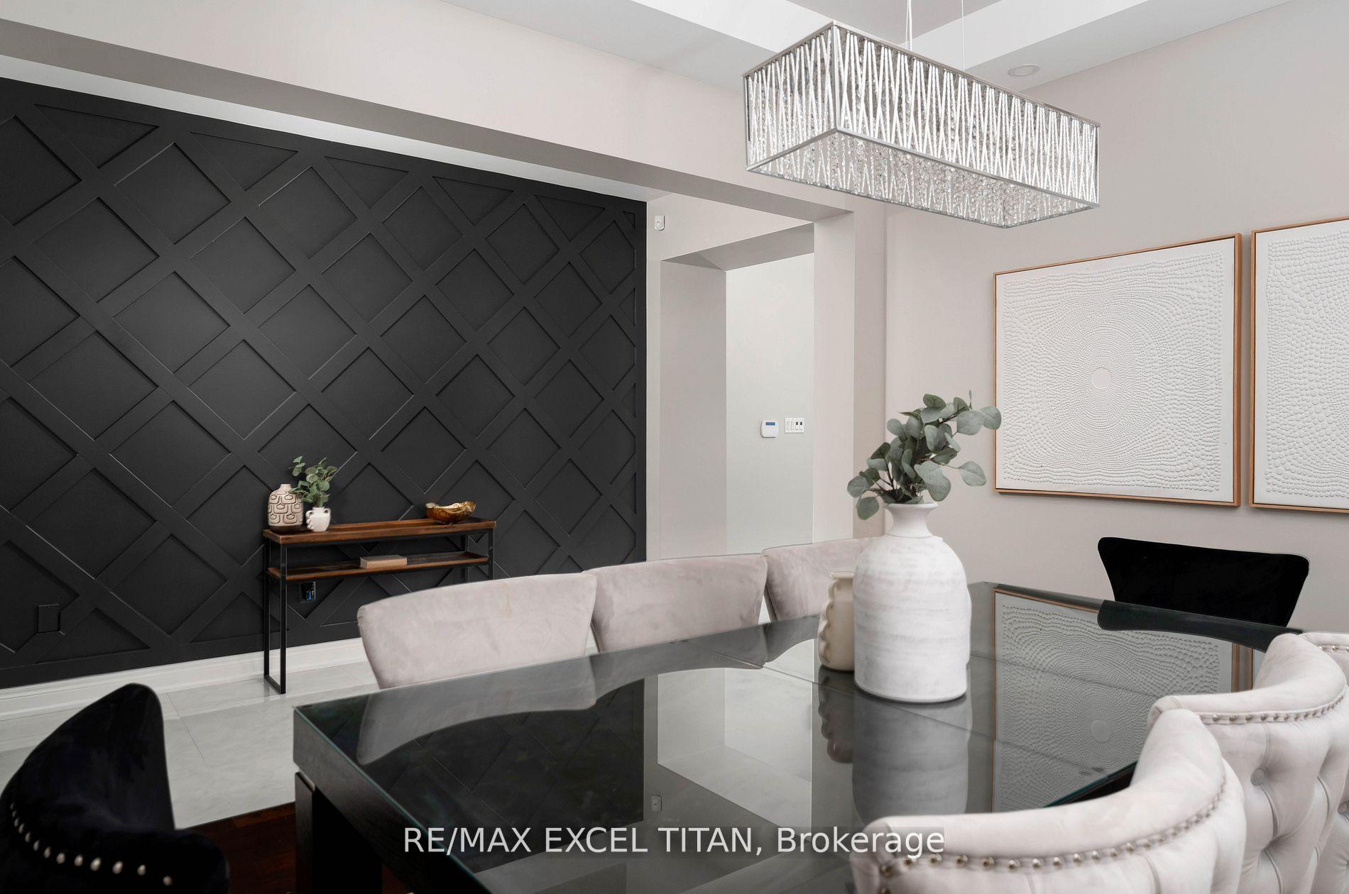 Photo 8 of 32 Longevity Road, Brampton, Northwest Brampton — HOMEH