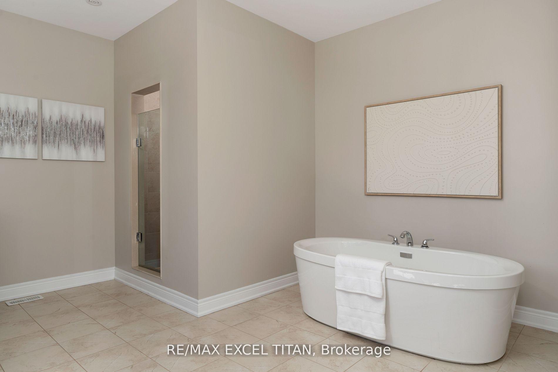 Photo 35 of 32 Longevity Road, Brampton, Northwest Brampton — HOMEH