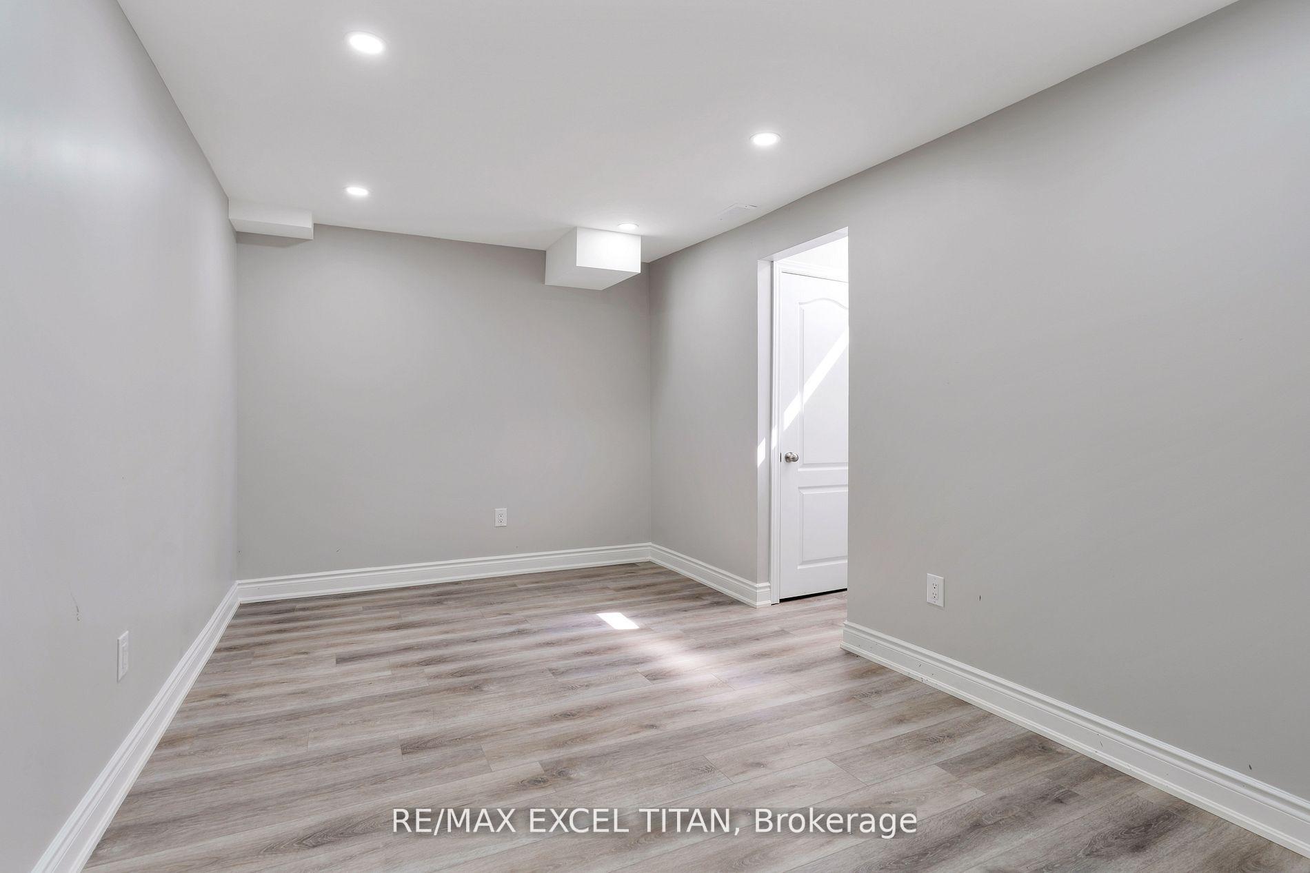 Photo 50 of 32 Longevity Road, Brampton, Northwest Brampton — HOMEH