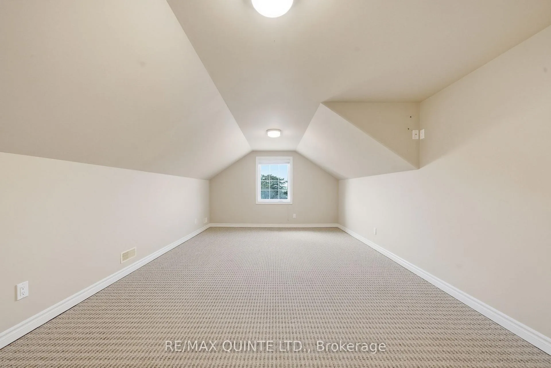 Photo 38 of 3717 County Rd 3, Prince Edward County, Ameliasburg Ward — HOMEH