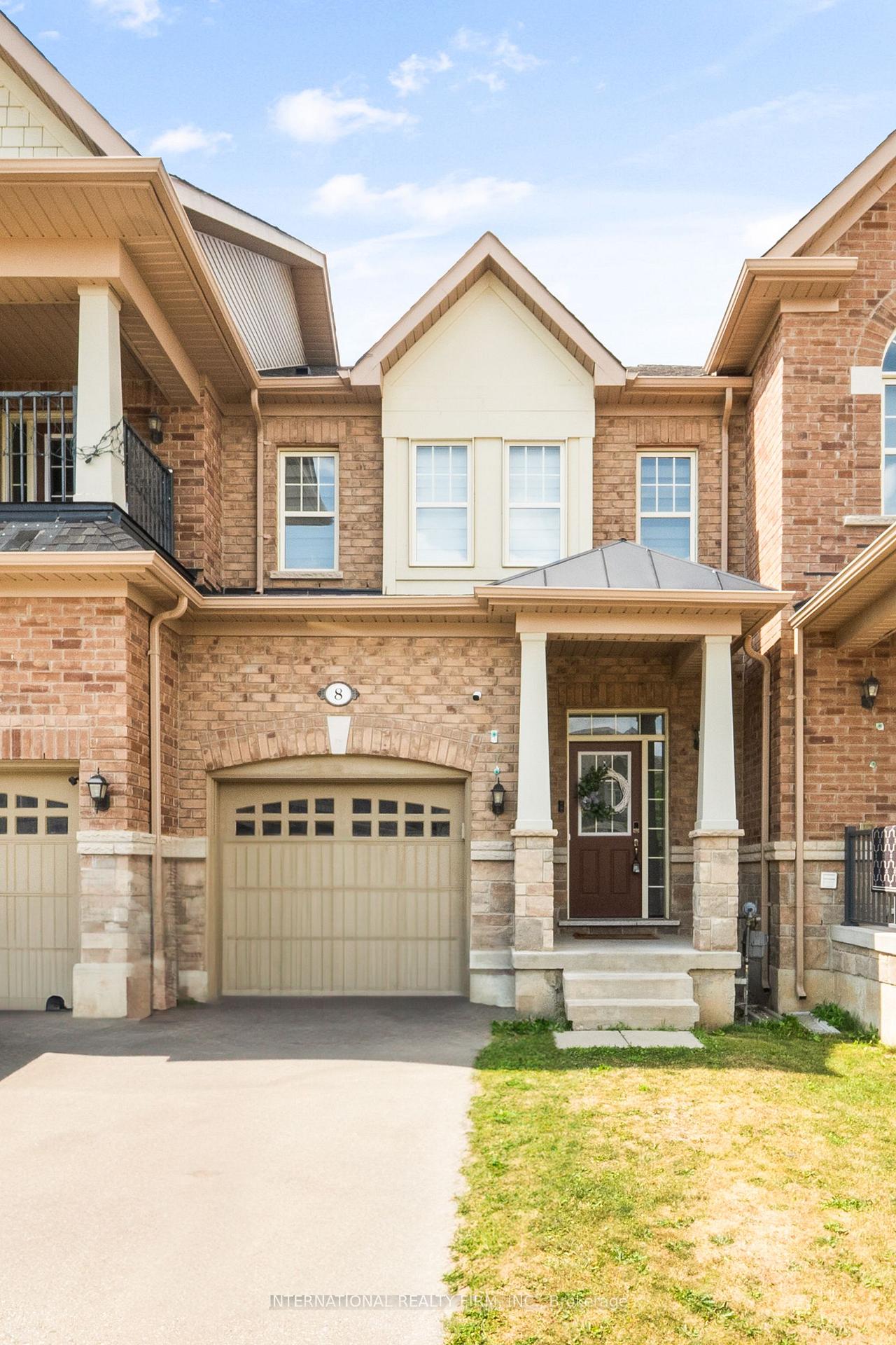 Photo 2 of 8 Hogan Manor Drive, Brampton, Northwest Brampton — HOMEH