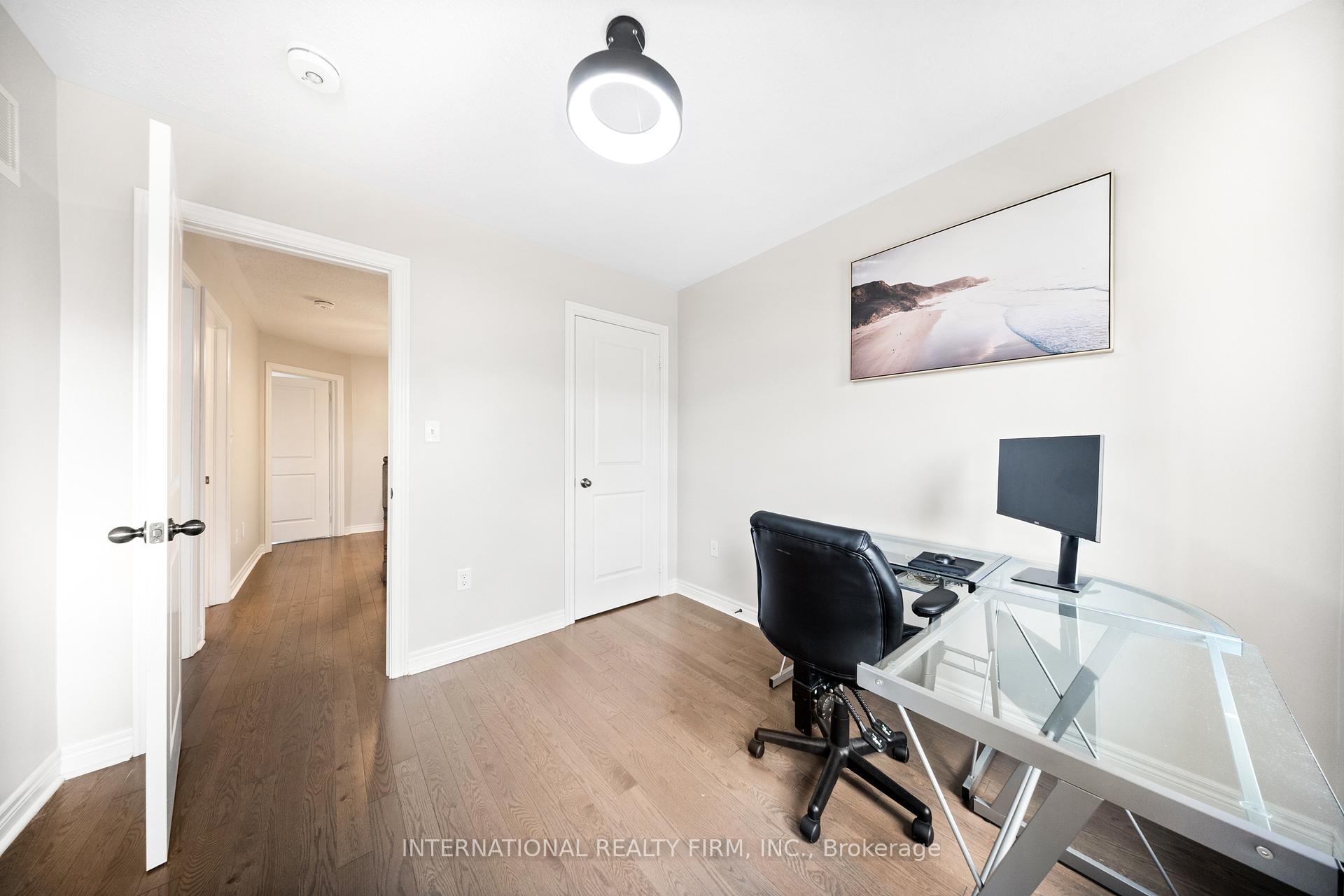 Photo 22 of 8 Hogan Manor Drive, Brampton, Northwest Brampton — HOMEH