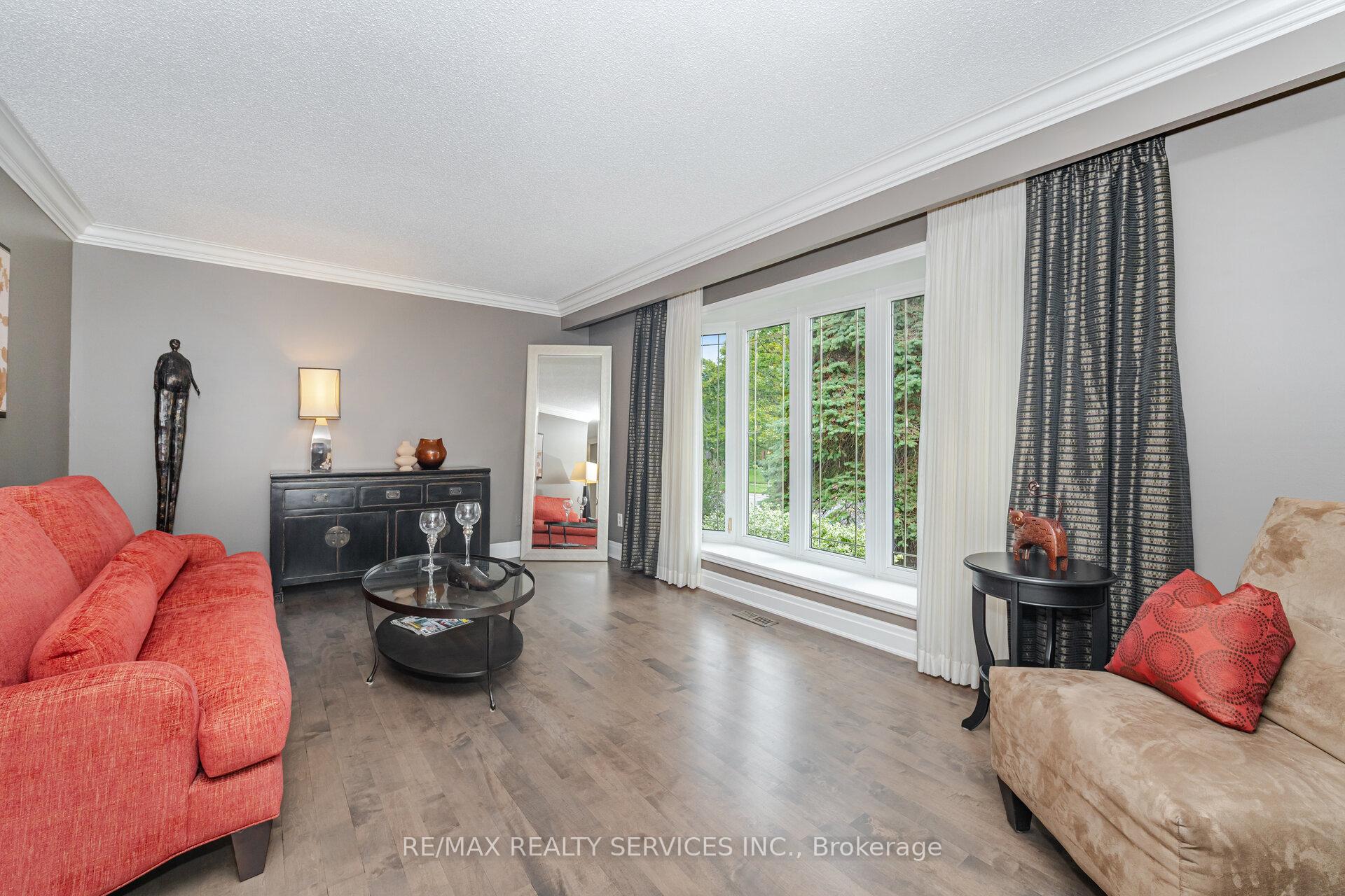 Photo 7 of 33 Carnforth Drive, Brampton, Snelgrove — HOMEH