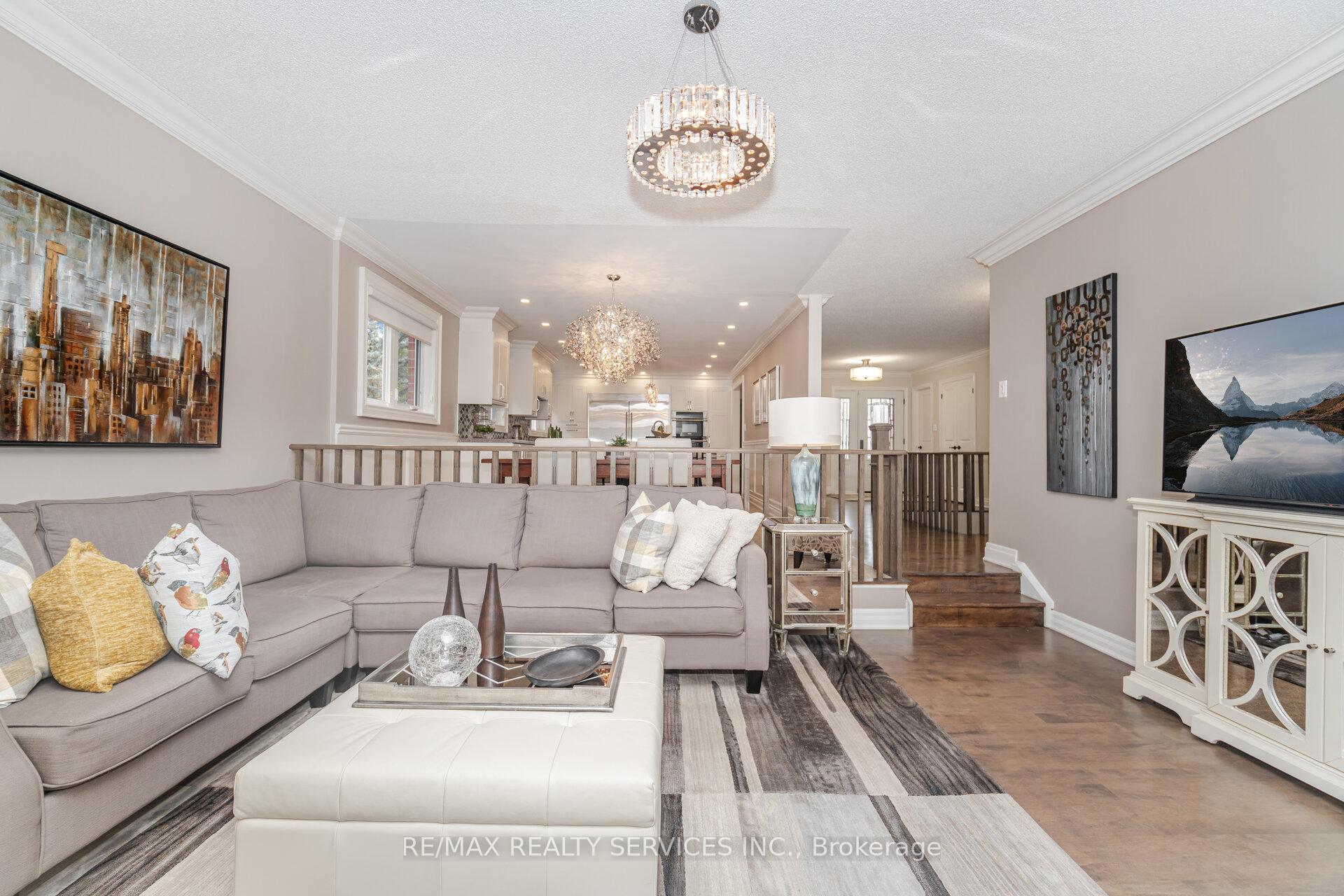 Photo 14 of 33 Carnforth Drive, Brampton, Snelgrove — HOMEH