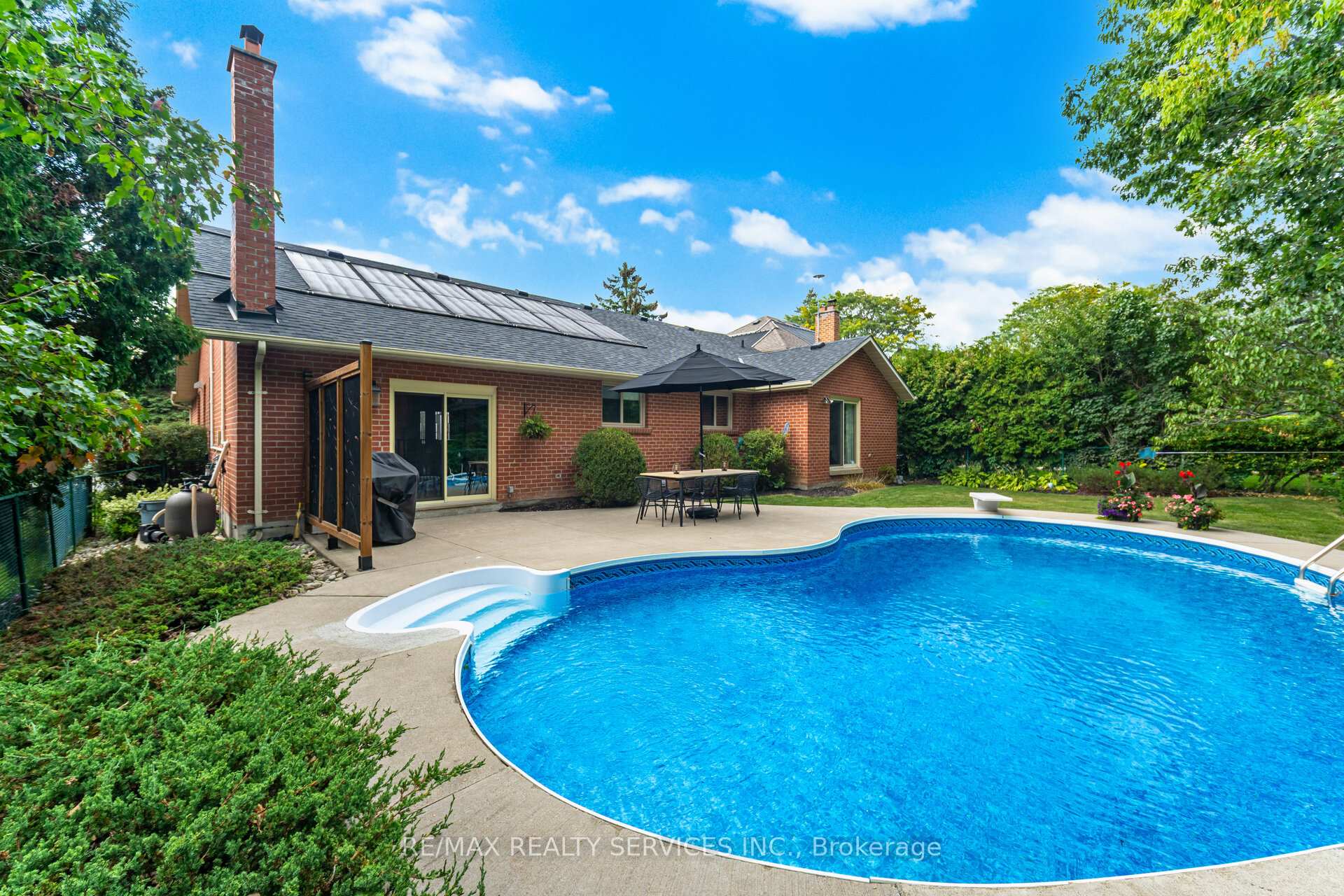 Photo 31 of 33 Carnforth Drive, Brampton, Snelgrove — HOMEH