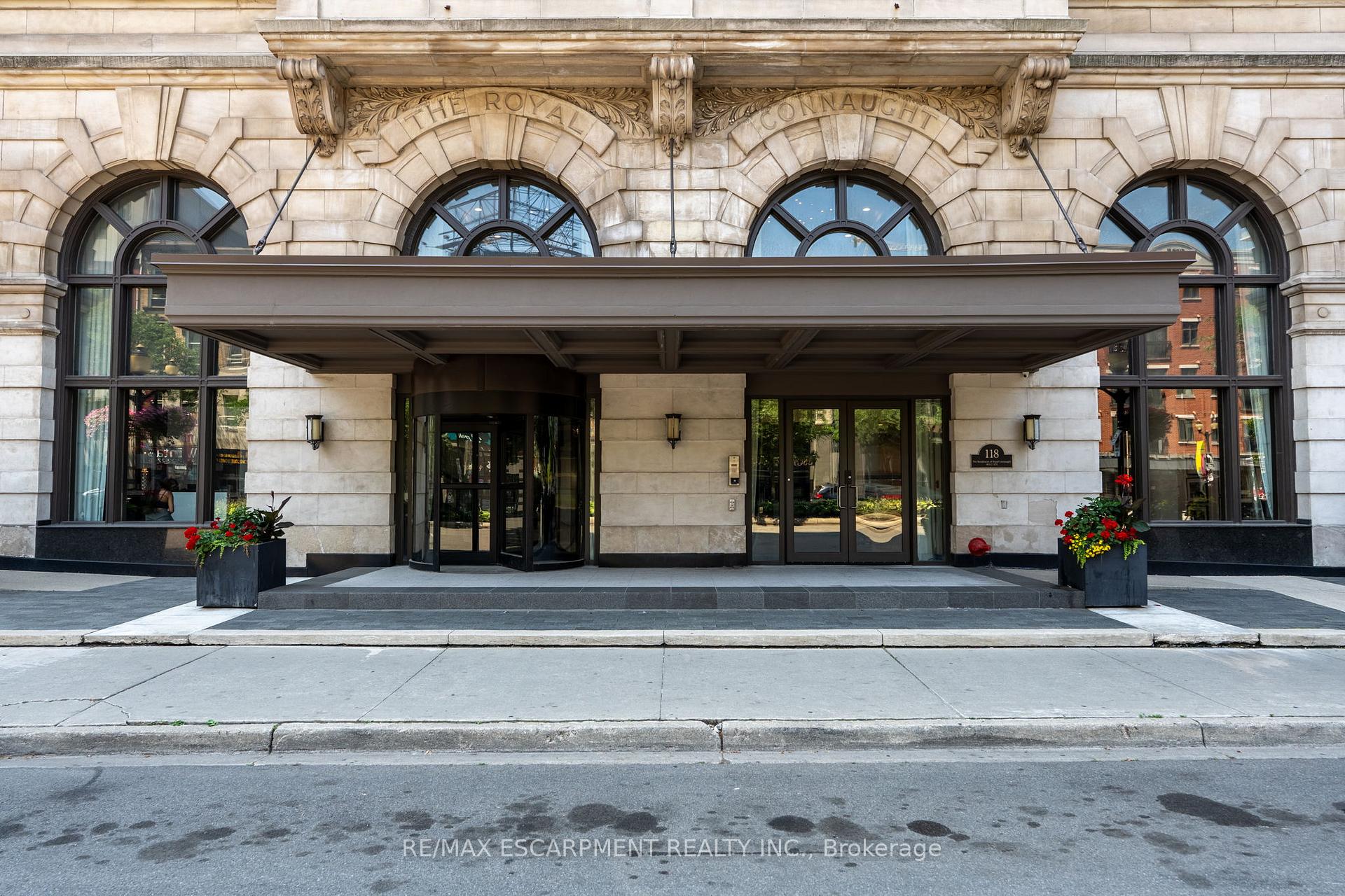 Photo 3 of Unit 921, 118 King Street E, Hamilton, Beasley — HOMEH