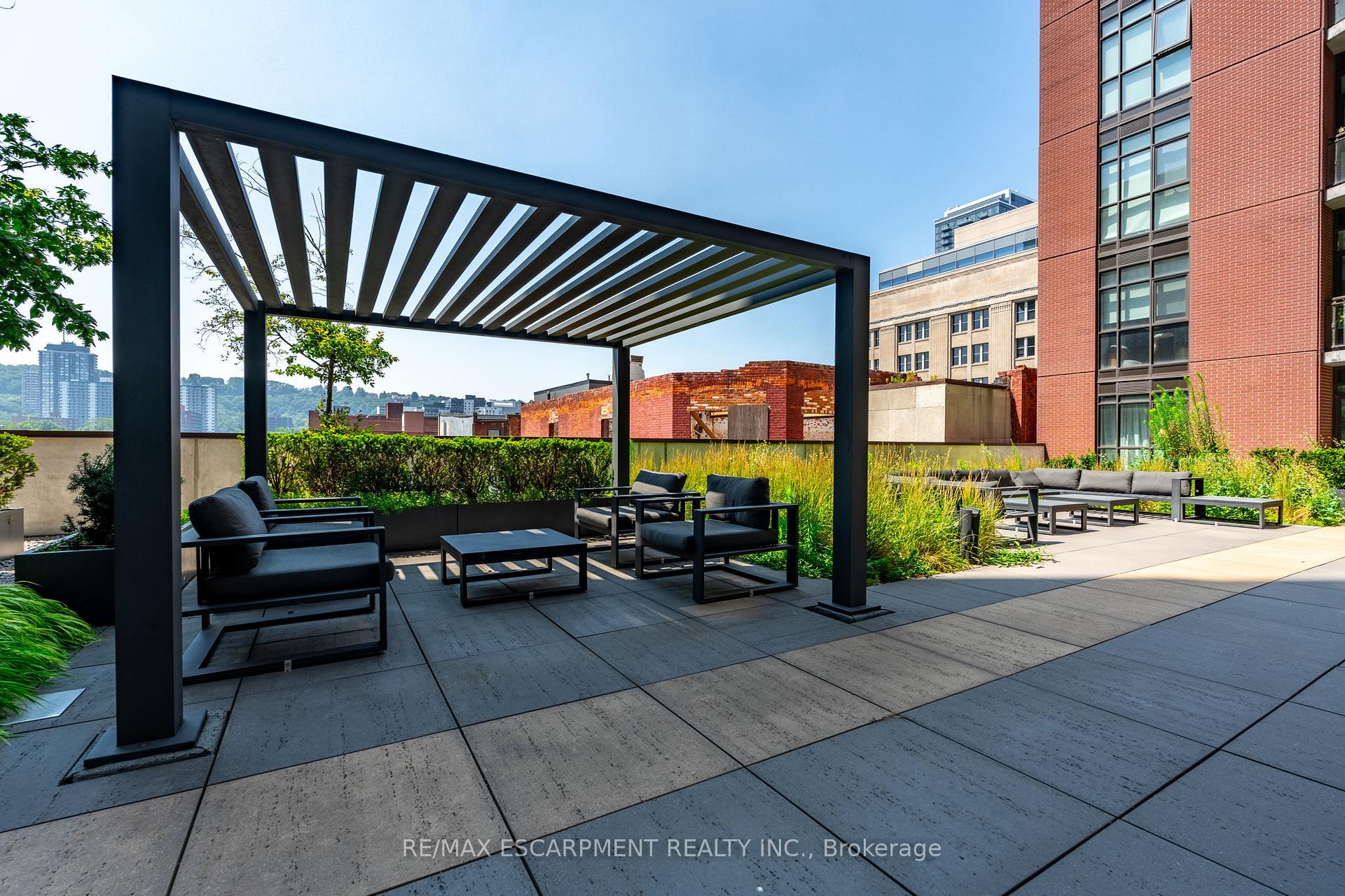 Photo 10 of Unit 921, 118 King Street E, Hamilton, Beasley — HOMEH