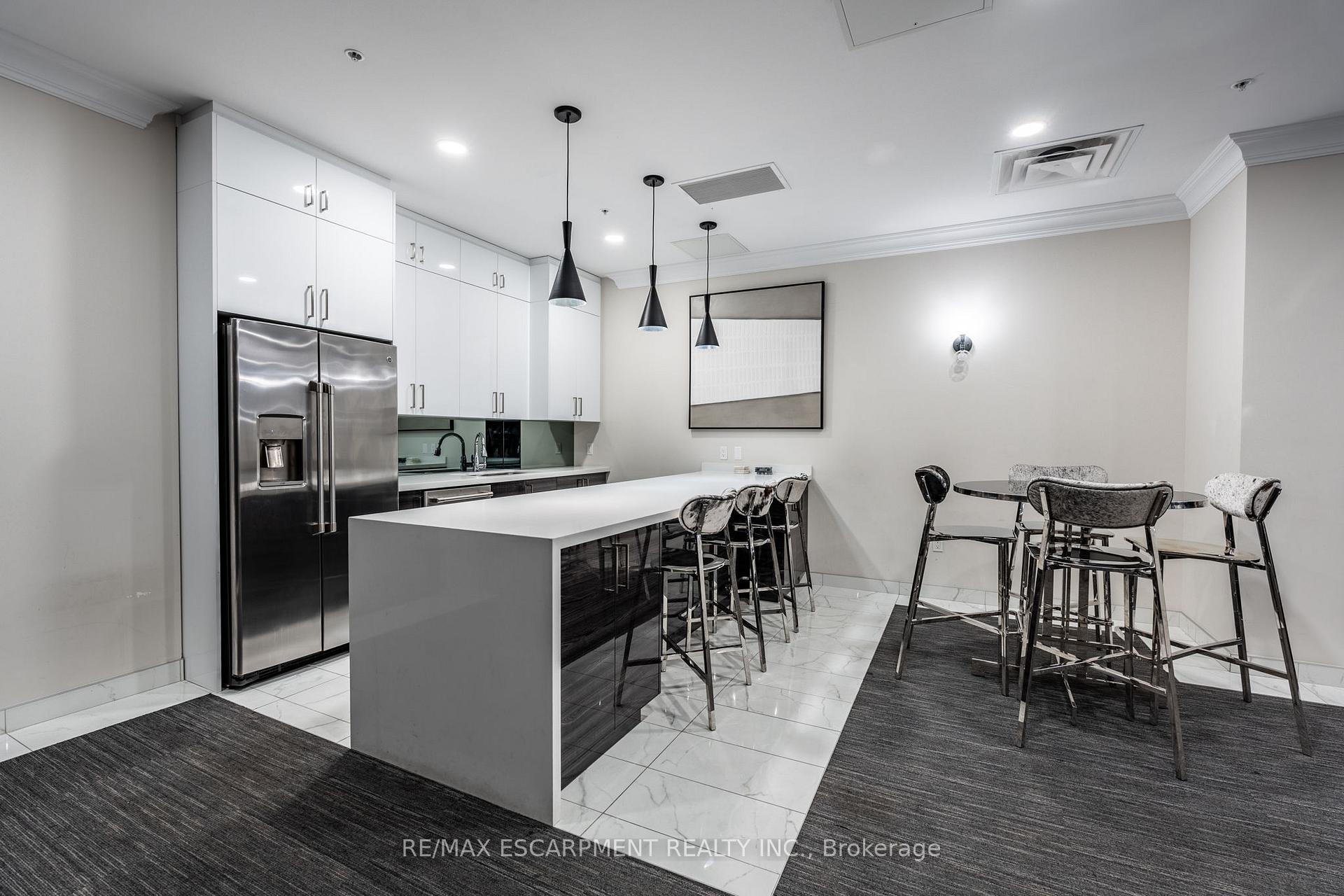 Photo 15 of Unit 921, 118 King Street E, Hamilton, Beasley — HOMEH