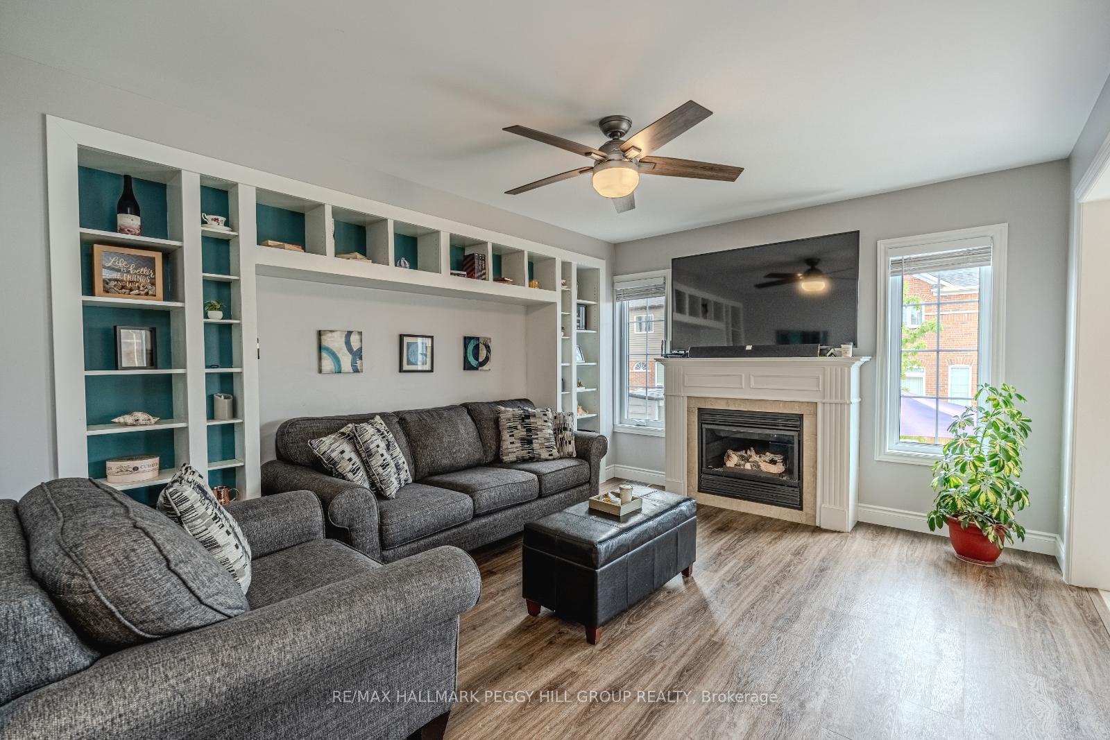 Photo 2 of 42 Succession Crescent, Barrie, Innis-Shore — HOMEH