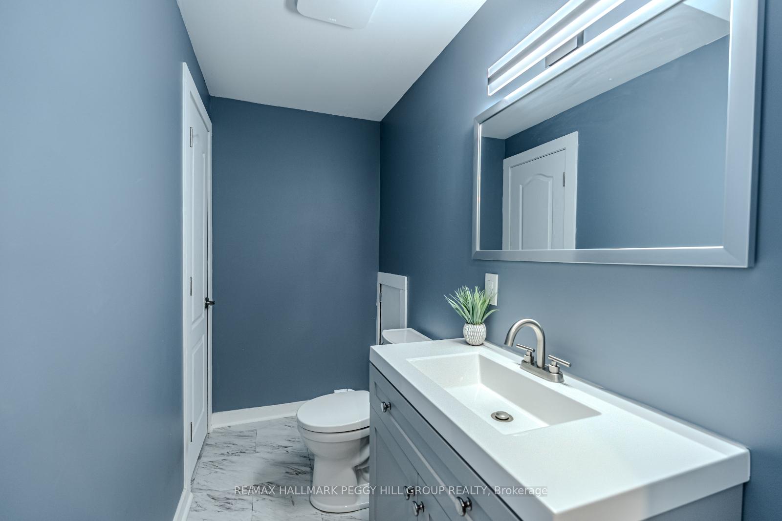 Photo 16 of 42 Succession Crescent, Barrie, Innis-Shore — HOMEH