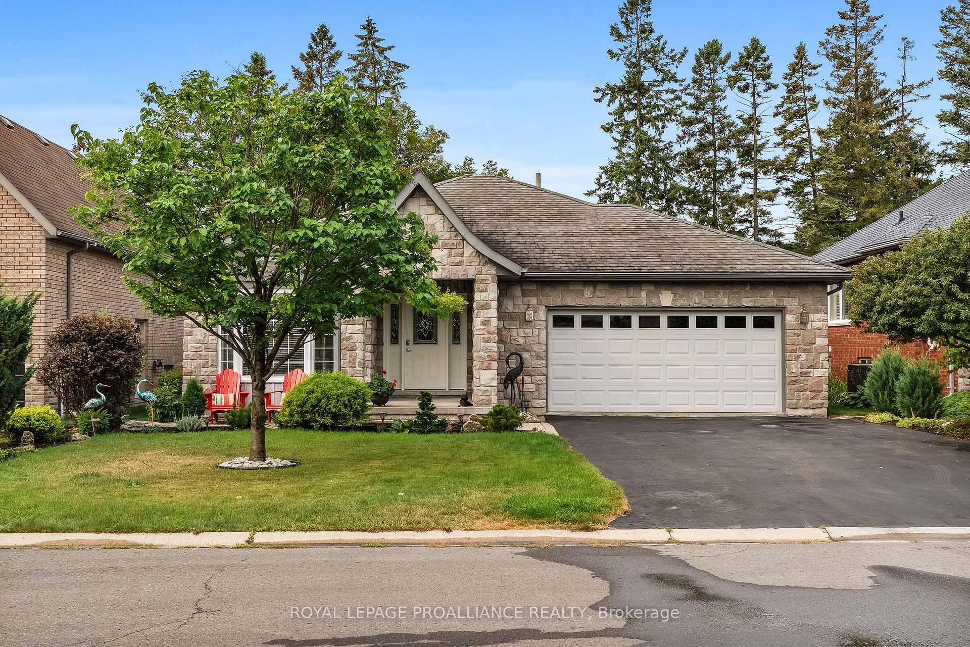Photo 1 of 14 Edgewater Drive, Prince Edward County, Sophiasburg Ward — HOMEH