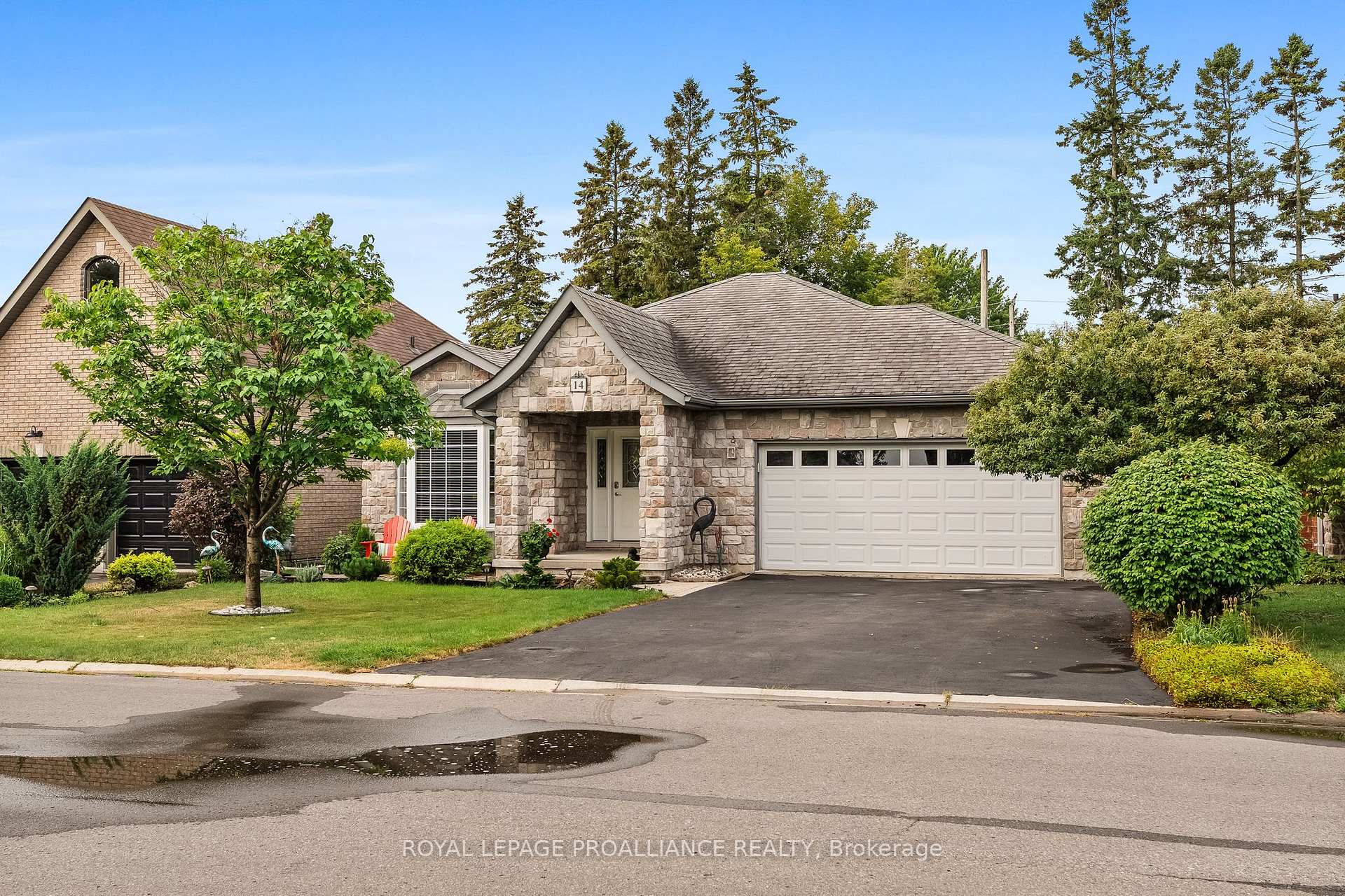 Photo 5 of 14 Edgewater Drive, Prince Edward County, Sophiasburg Ward — HOMEH
